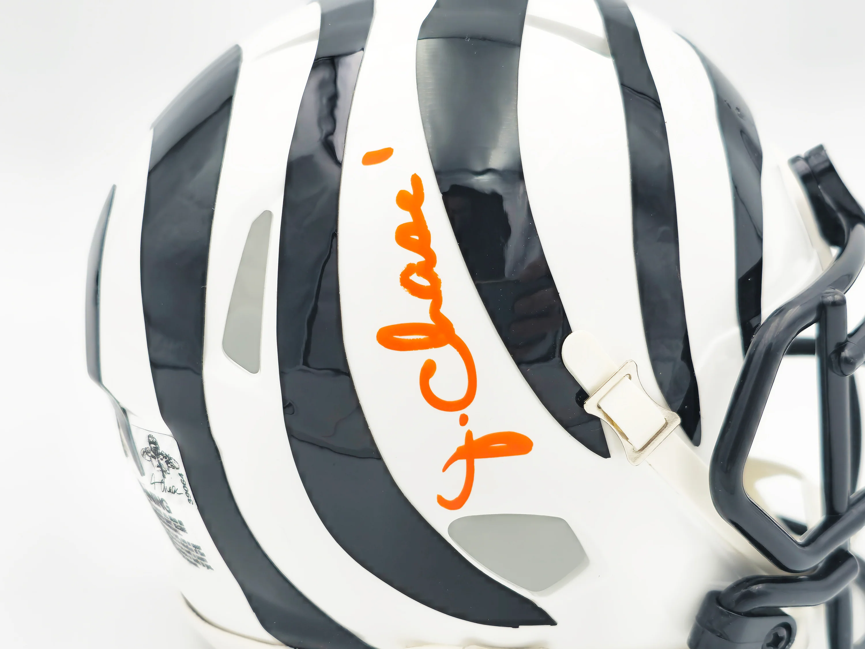 Ja'Marr Chase Autographed Cincinnati Bengals White 2022 Alternate Speed Mini Helmet Beckett BAS Witness Stock #228822 - Image 2