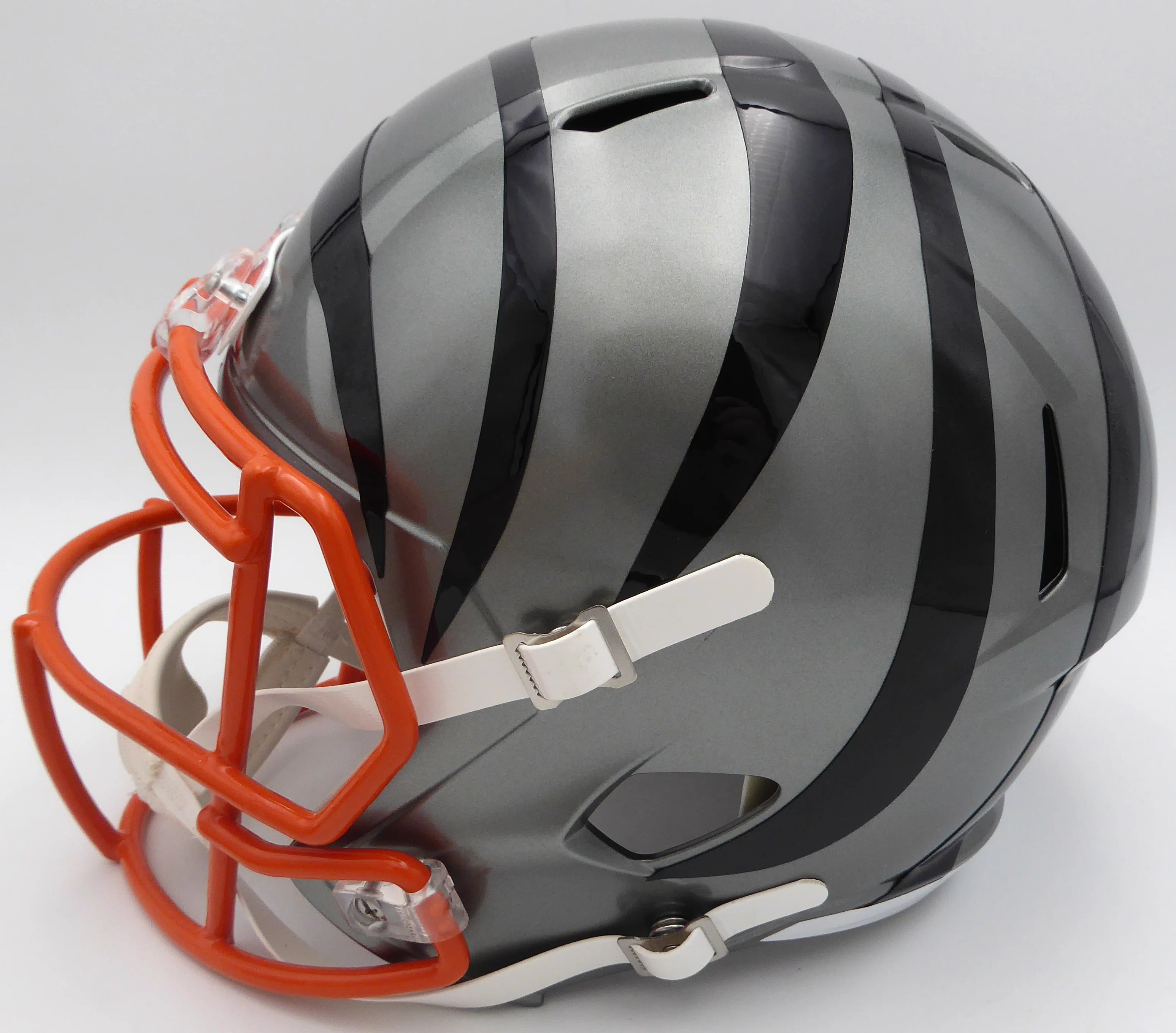 Ja'Marr Chase Autographed Flash Speed Replica Full Size Helmet Cincinnati Bengals Beckett BAS Witness #WU15534 - Image 4