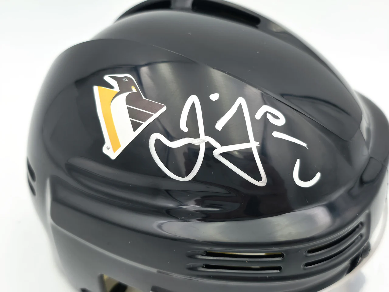 Jaromir Jagr Autographed Pittsburgh Penguins Black Mini Helmet JSA Witness Stock #262095 - Image 2
