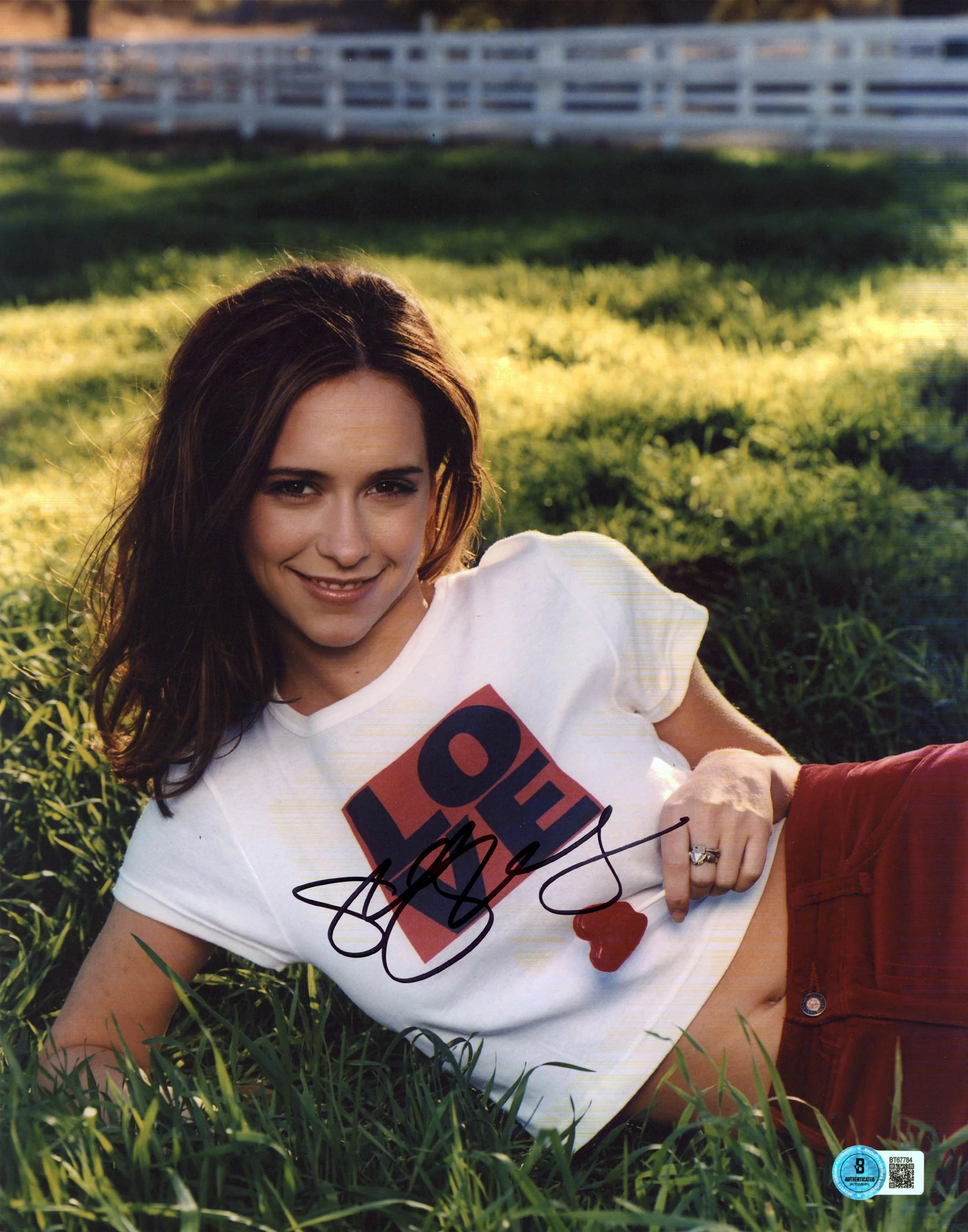 Jennifer Love Hewitt The Client List Authentic Signed 11x14 Photo BAS #BT67784 - Image 2