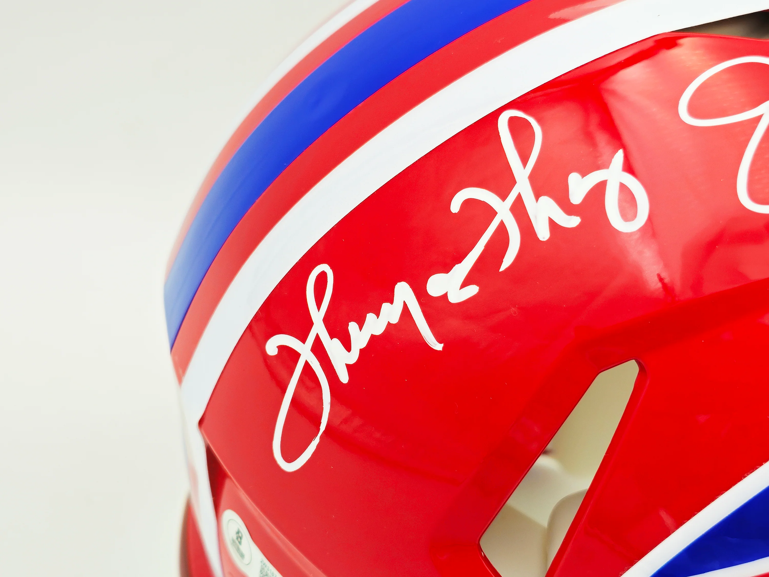 Jim Kelly, Thurman Thomas & Andre Reed Autographed Buffalo Bills Team Greats Red 1987-01 Throwback Full Size Speed Authentic Helmet Beckett BAS Witness Stock #236169 - Image 3