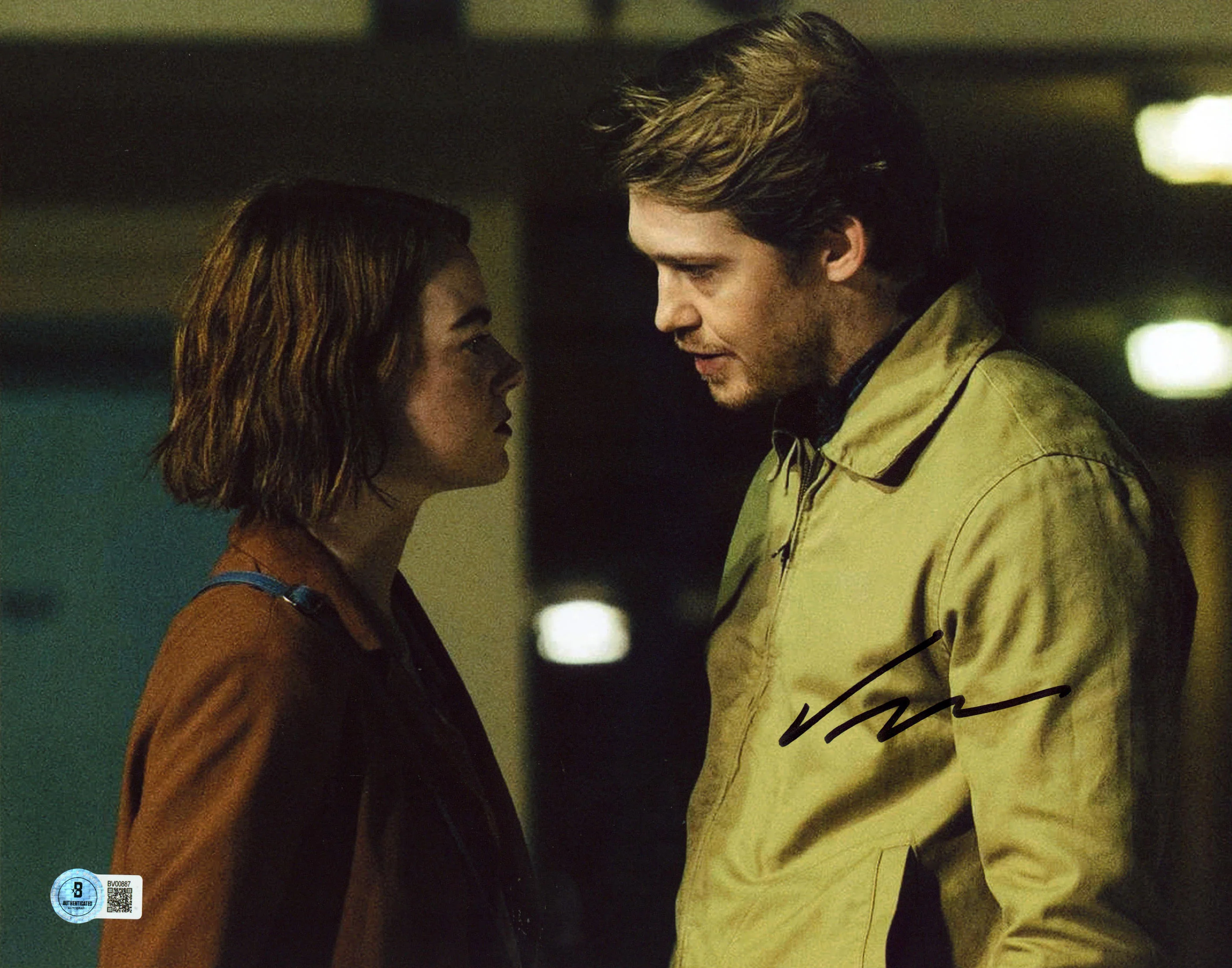 Joe Alwyn Kinds Of Kindness Authentic Signed 11x14 Horizontal Photo BAS #BV00887 - Image 2