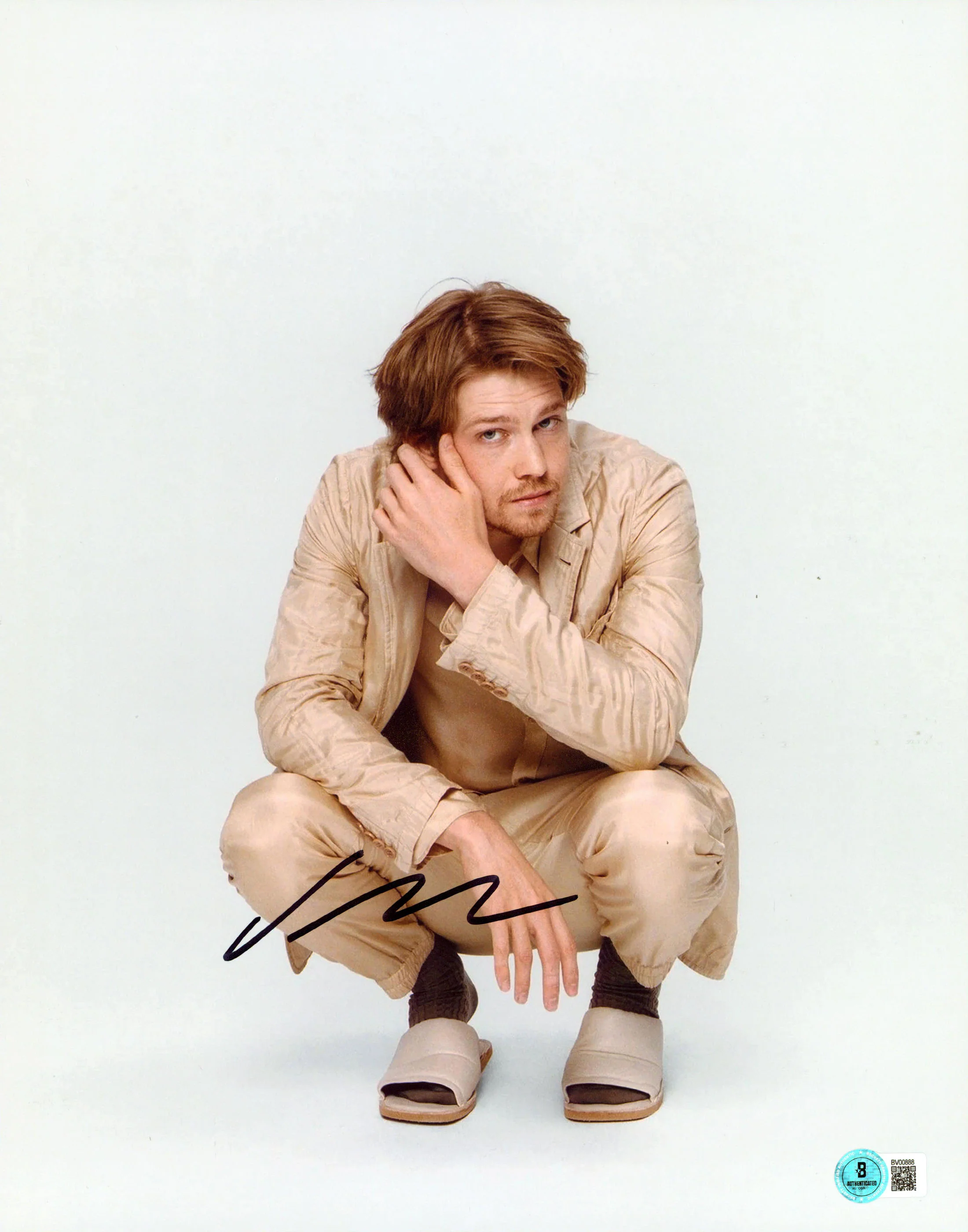 Joe Alwyn The Favourite Authentic Signed 11x14 Vertical Photo BAS #BV00888 - Image 2
