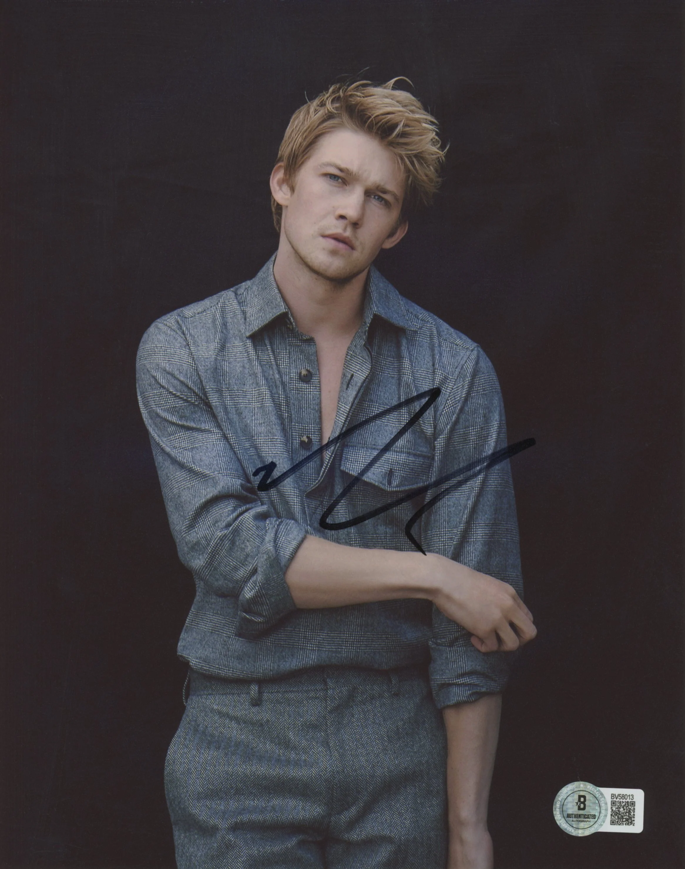 Joe Alwyn The Favourite Authentic Signed 8x10 Photo Autographed BAS #BV58013