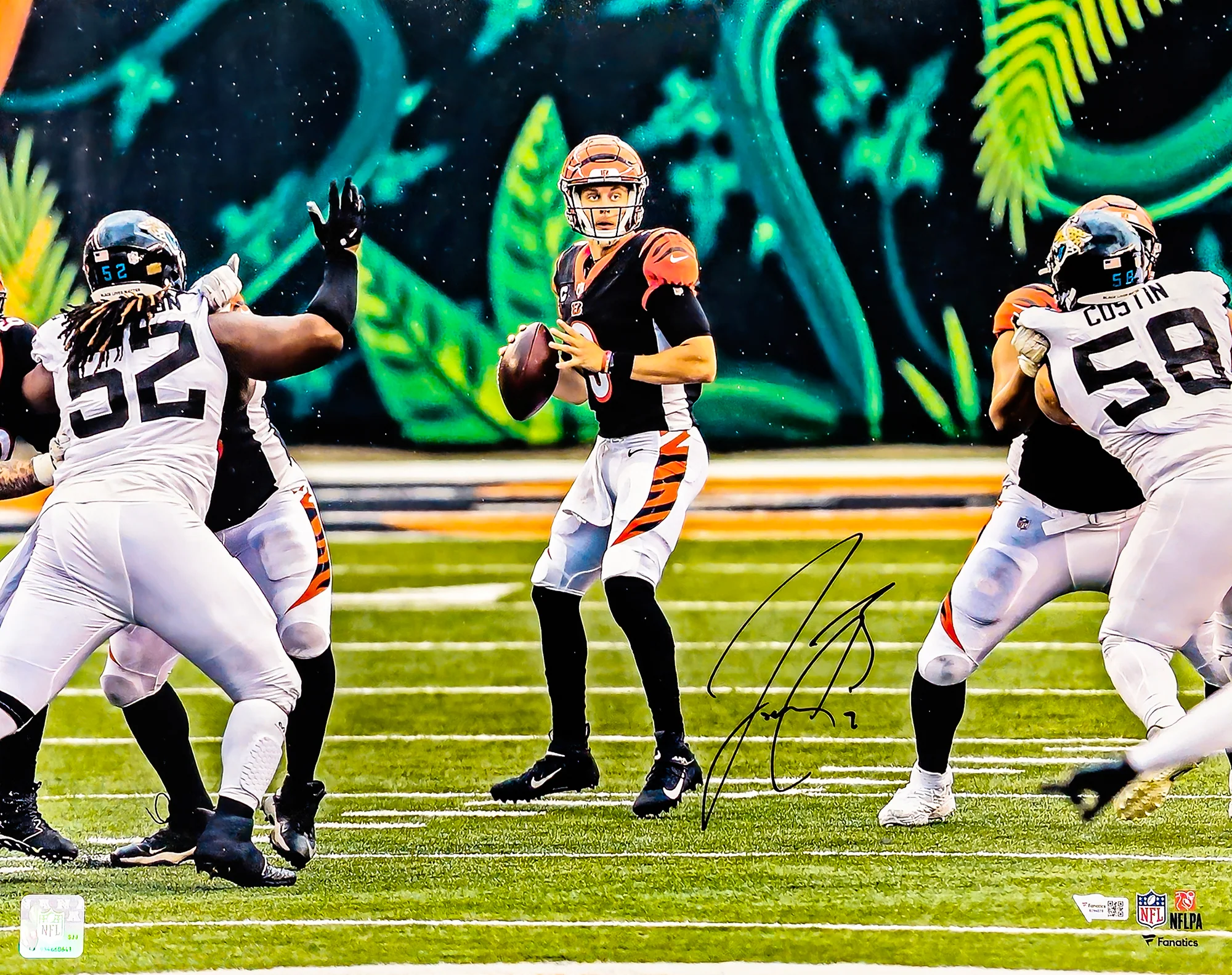 Joe Burrow Autographed Framed 16x20 Photo Cincinnati Bengals Fanatics Holo Stock #221124 - Image 2