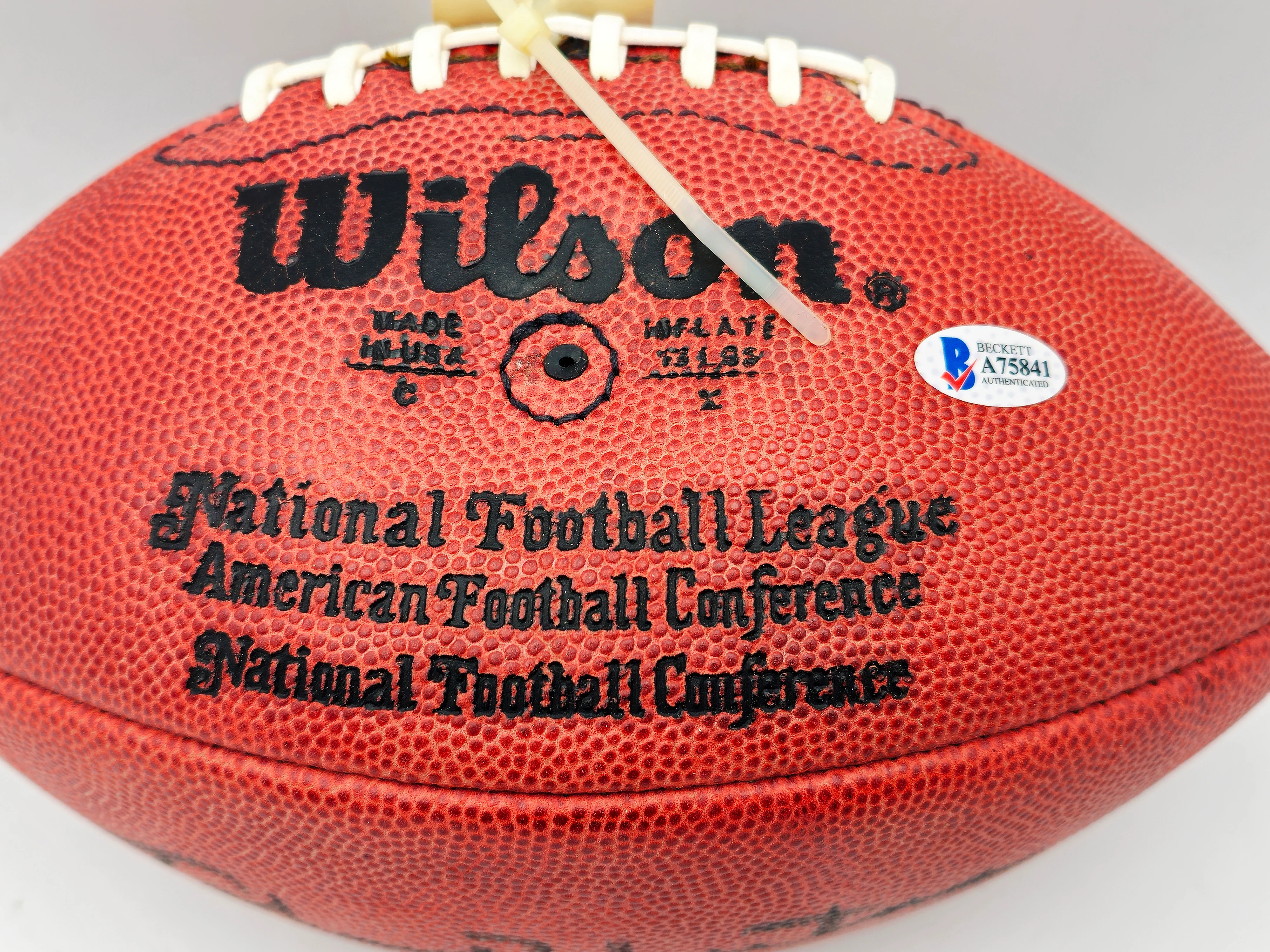 Johnny Unitas Autographed Official NFL Leather Football Baltimore Colts Beckett BAS #A75841 - Image 3