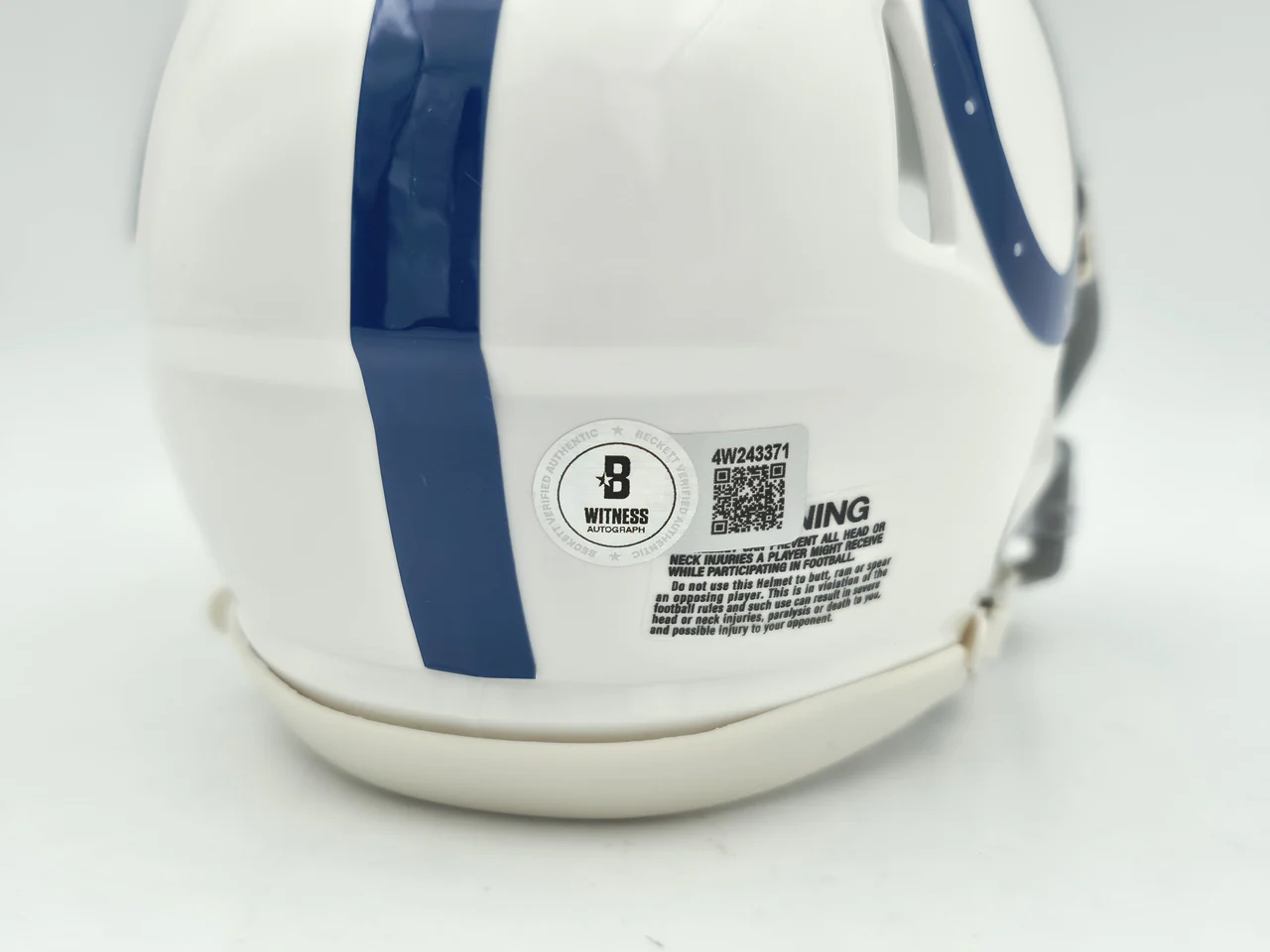 Jonathan Taylor Autographed Indianapolis Colts White Speed Mini Helmet Beckett BAS Witness Stock #254431 - Image 5