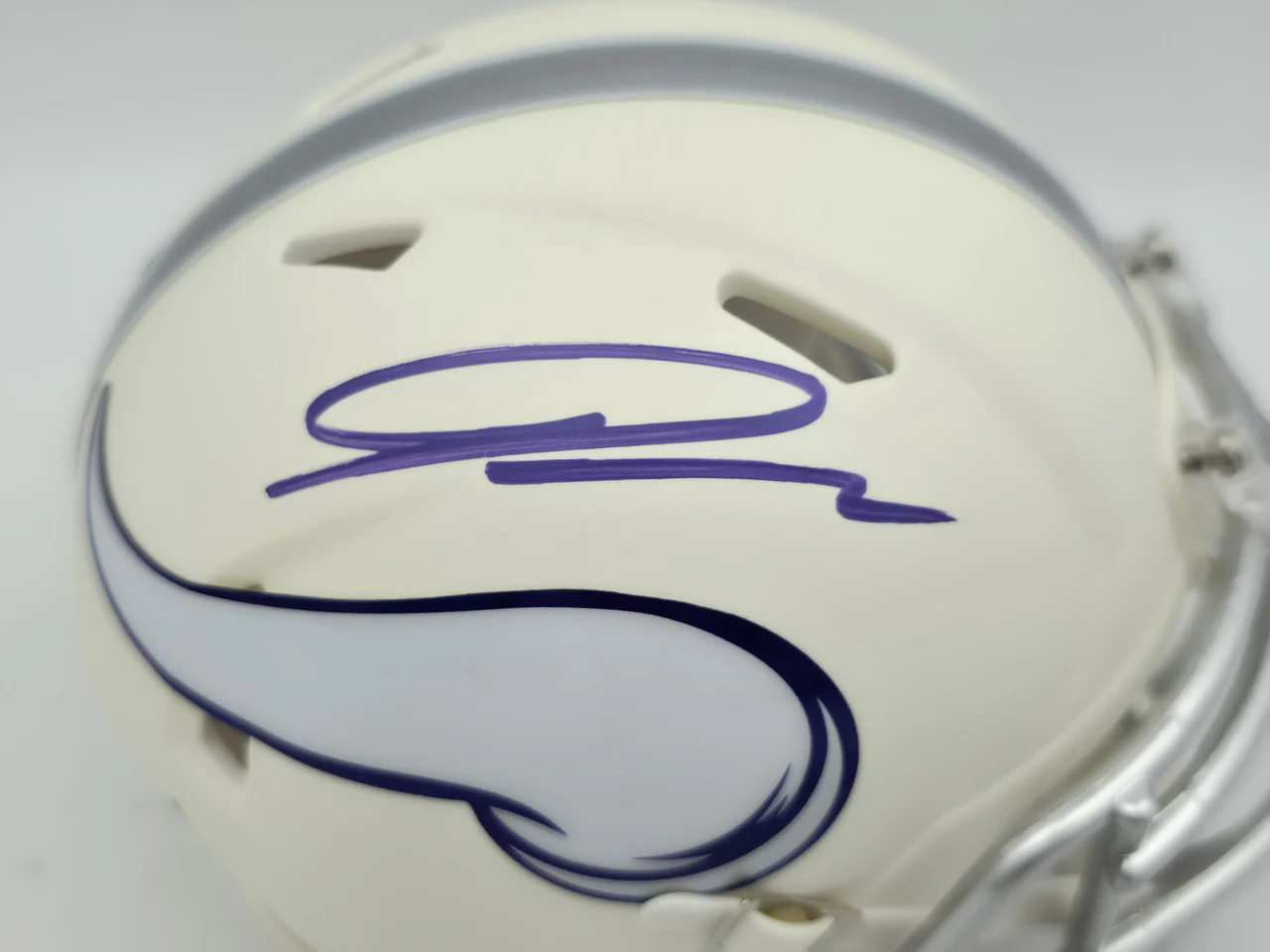 Jordan Addison Autographed Minnesota Vikings White 2024 Alternate Speed Mini Helmet (In Black) Beckett BAS QR Stock #261902 - Image 2