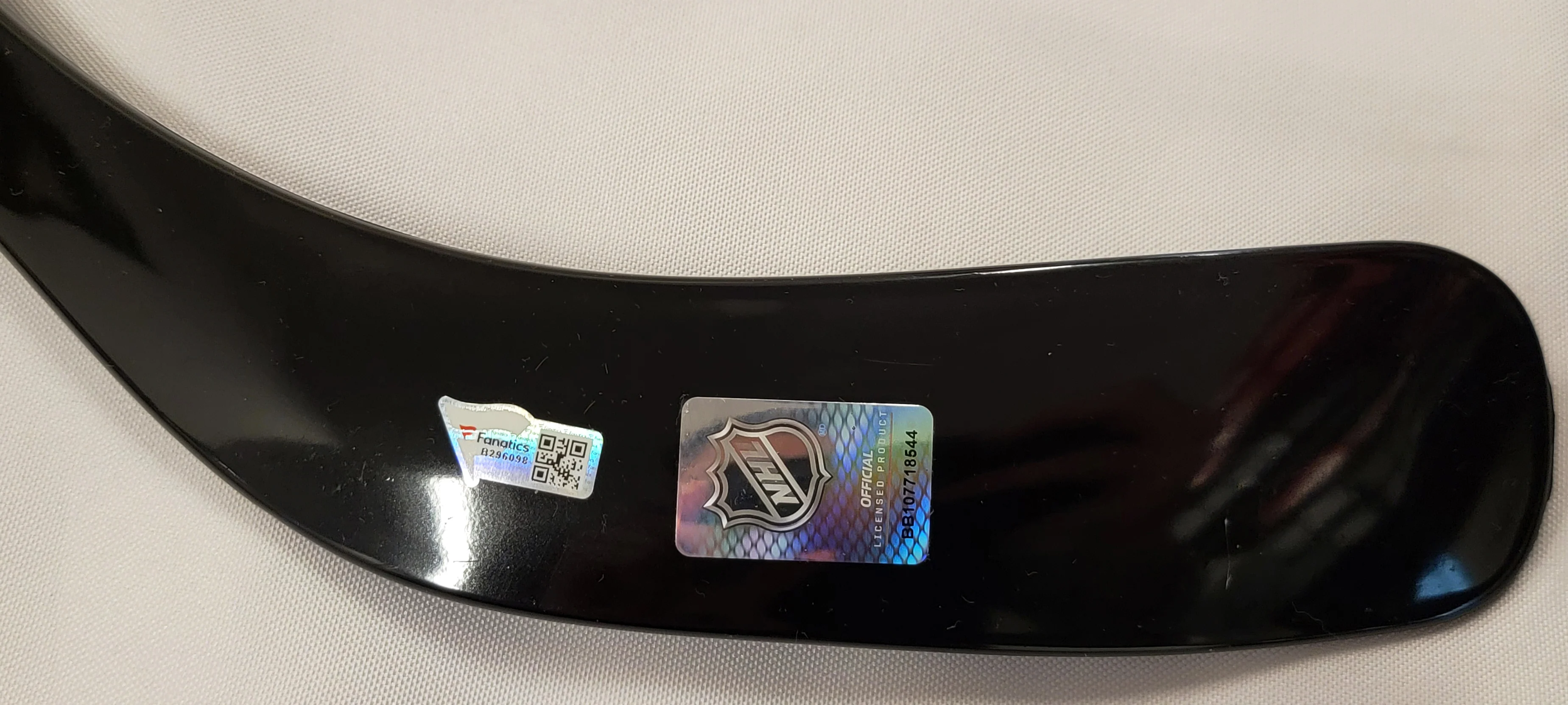 Jordan Eberle Autographed Black Inglasco 24" Mini Stick Seattle Kraken Fanatics Holo #B296098 - Image 5