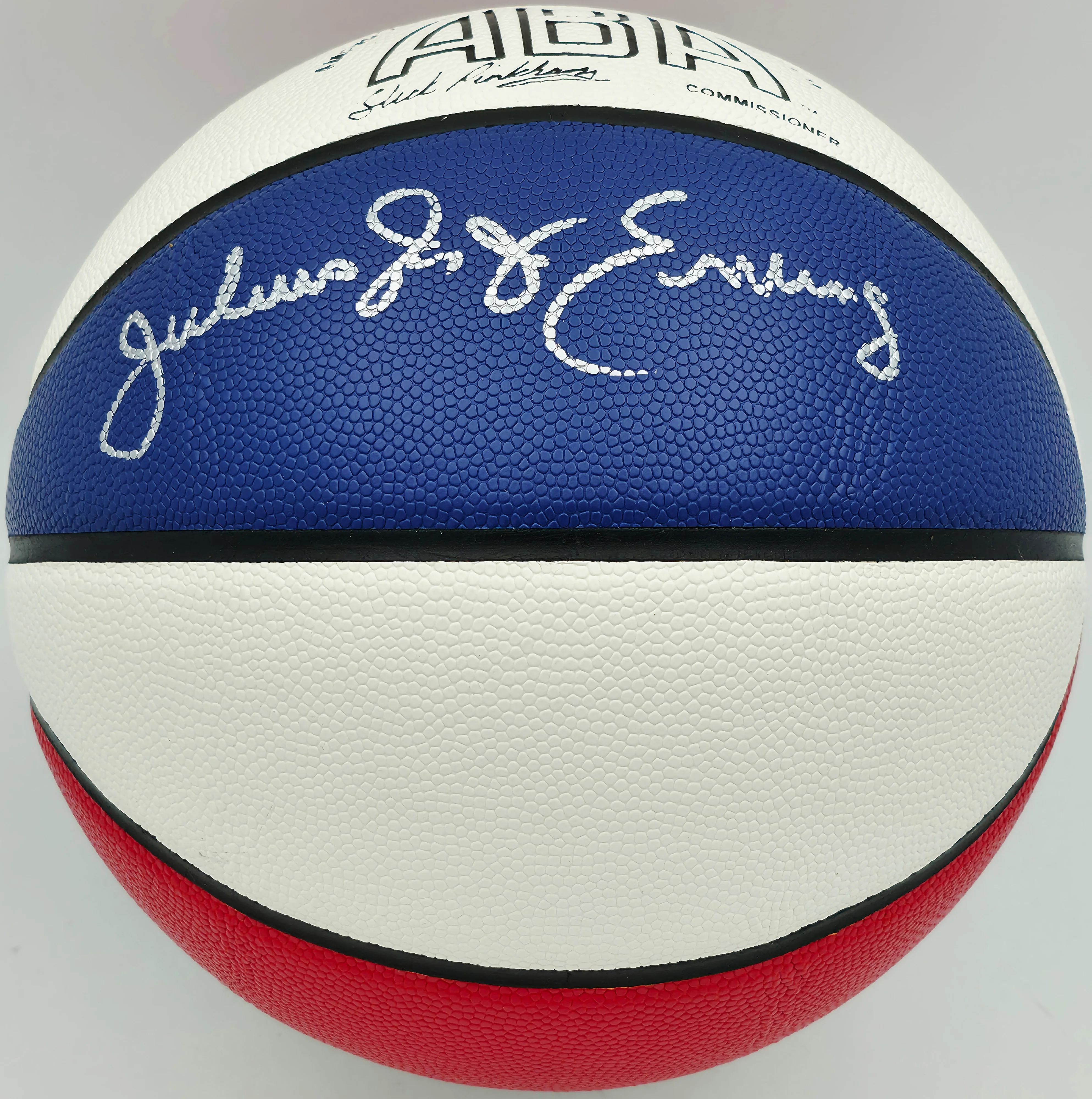 Julius "Dr. J" Erving Autographed Red, White & Blue ABA Basketball New Jersey Nets Beckett BAS Witness Stock #253710 - Image 4