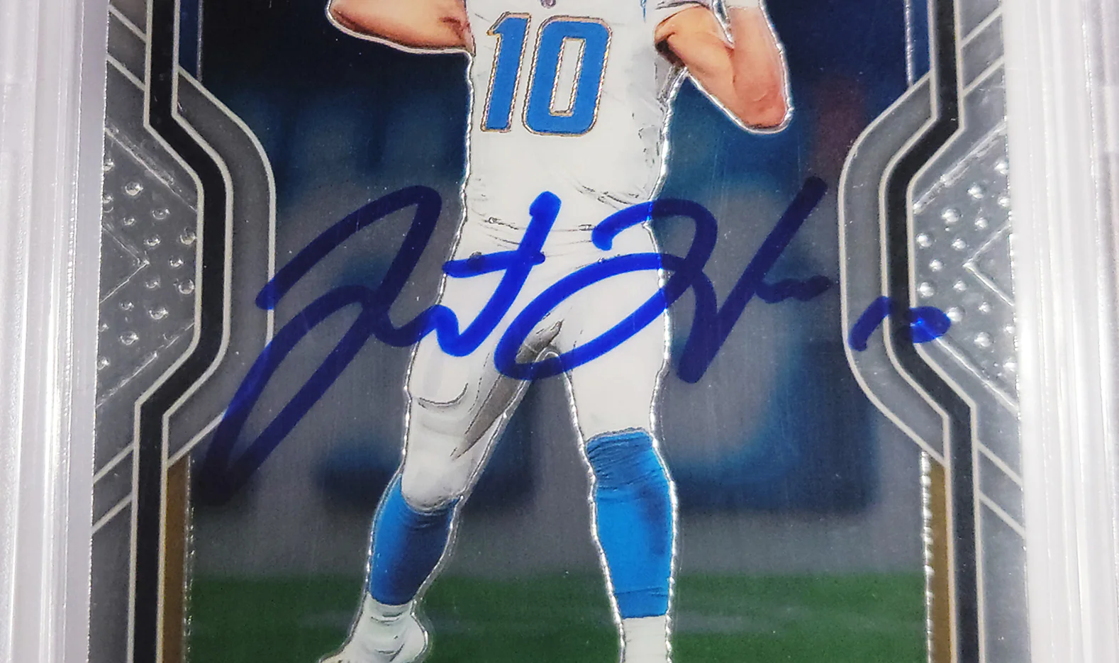 Justin Herbert Autographed 2020 Panini Prizm Rookie Card #325 Los Angeles Chargers BGS 9 Auto Grade Gem Mint 10 Beckett BAS Stock #211828 - Image 3