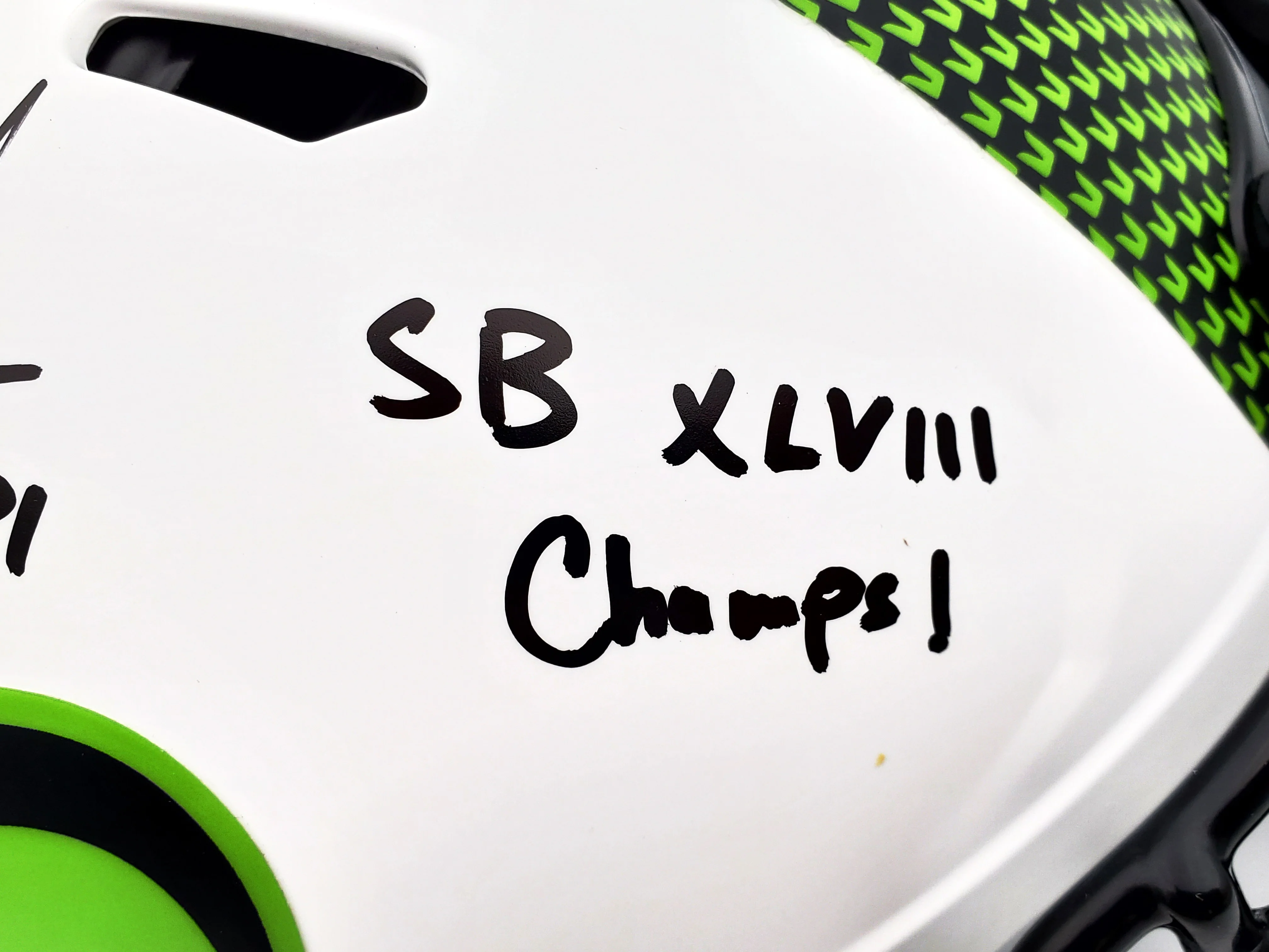 Kam Chancellor Autographed Seattle Seahawks Lunar Eclipse White Full Size Authentic Speed Helmet "SB Champs" MCS Holo Stock #197179 - Image 3