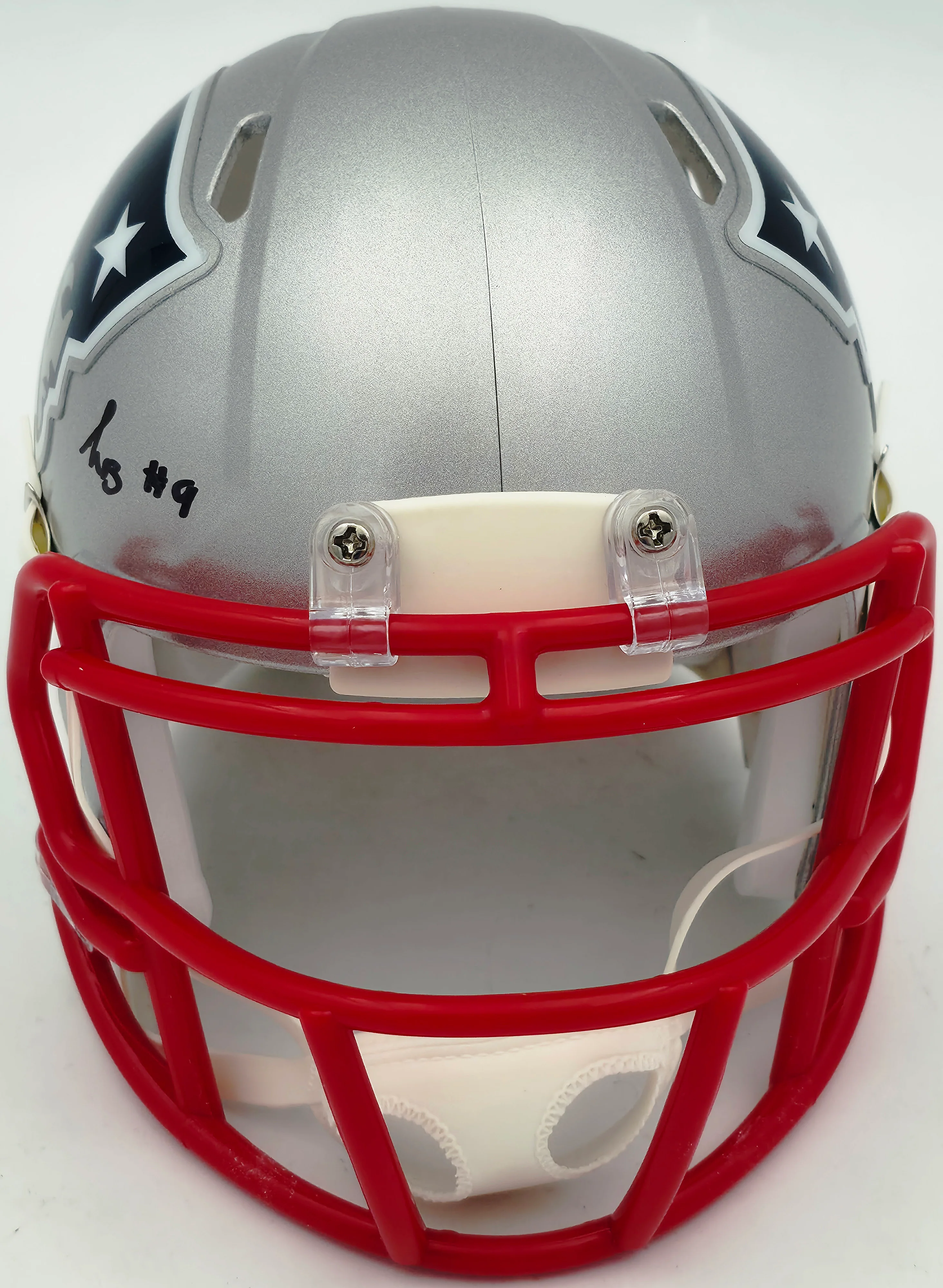Kayshon Boutte Autographed New England Patriots Silver Speed Mini Helmet Beckett BAS Witness Stock #256984 - Image 3