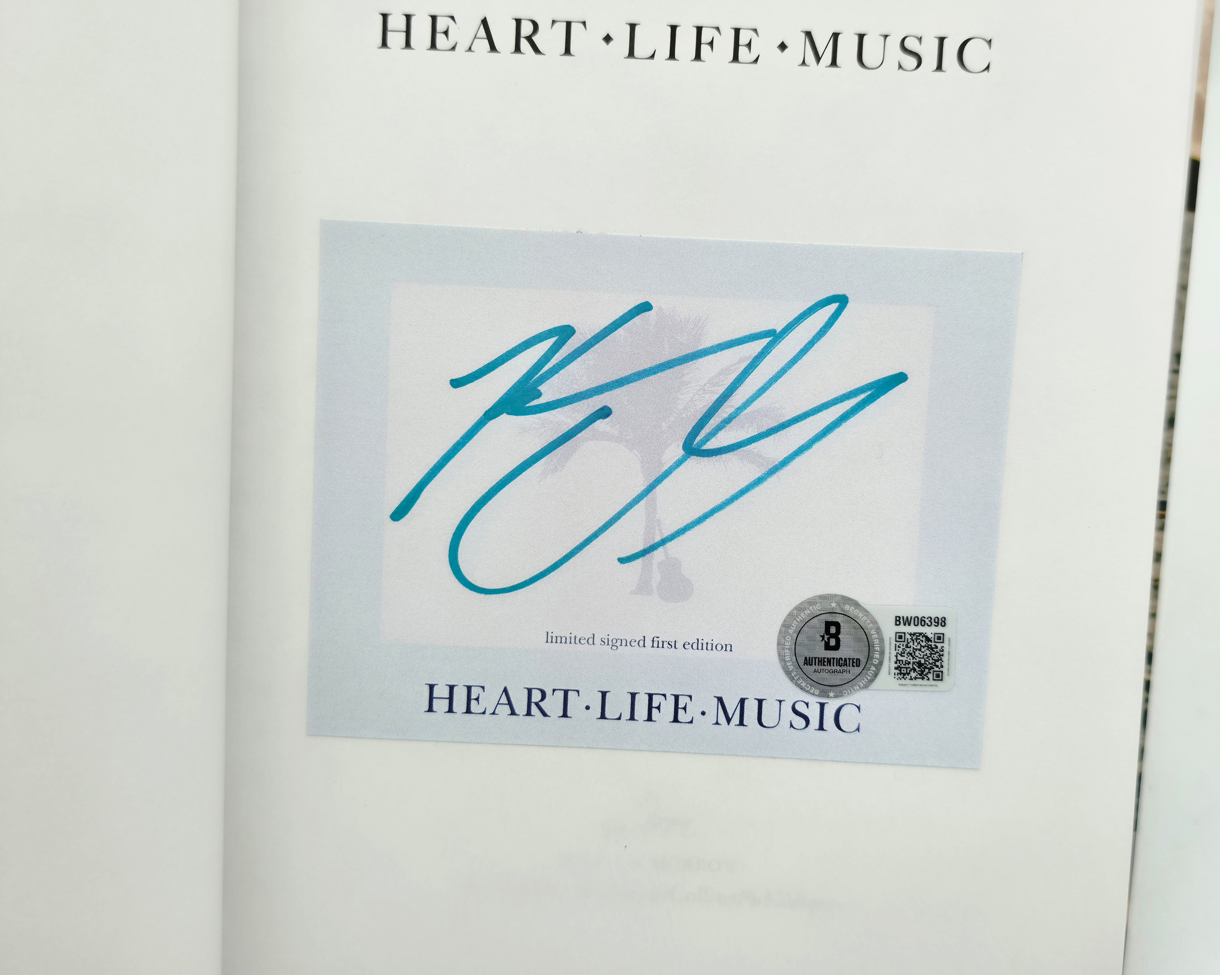 Kenny Chesney Autographed Heart, Life, Music Book Beckett BAS QR Stock #261815 - Image 3
