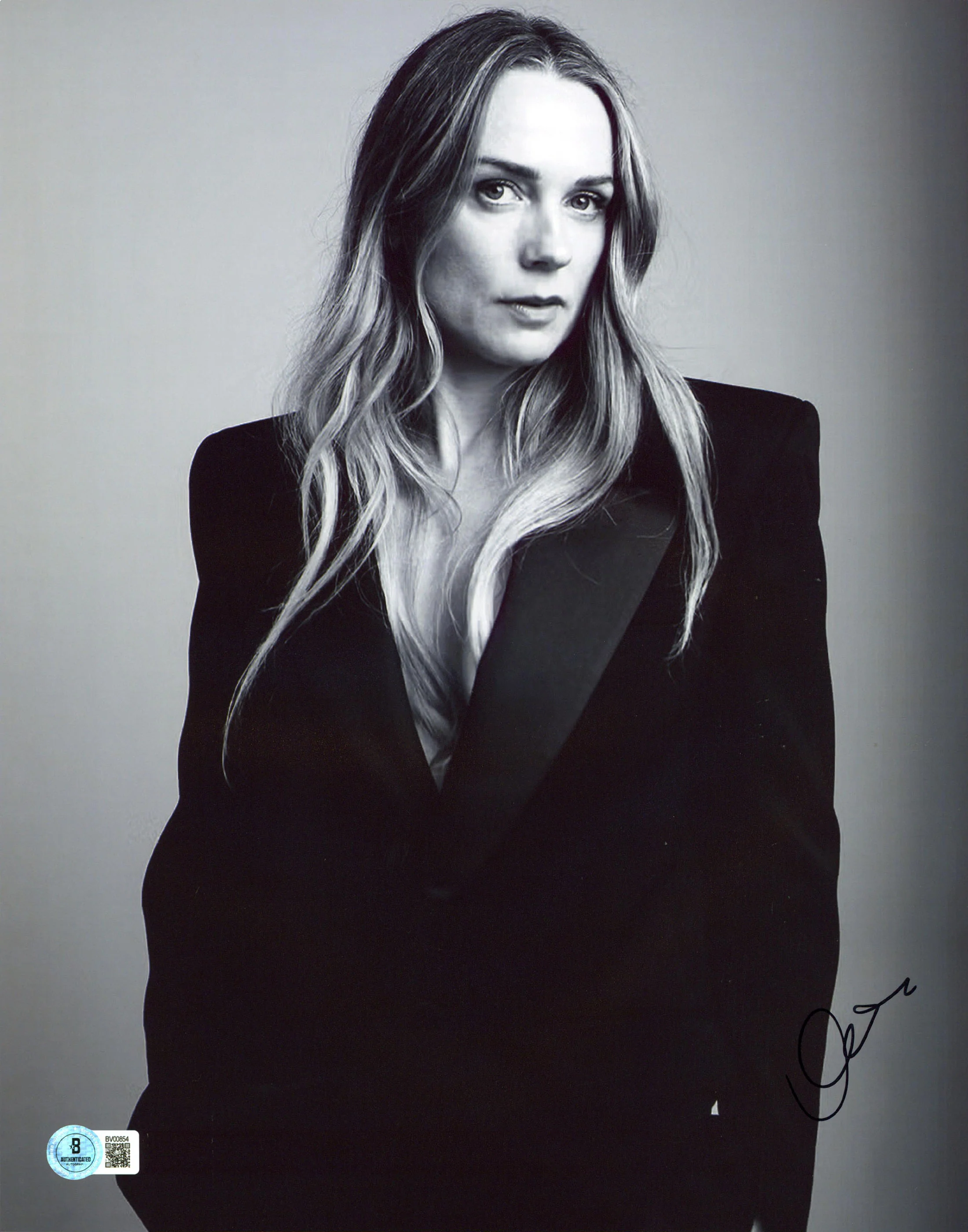 Kerry Condon F1 Authentic Signed 11x14 Vertical Photo BAS #BV00854 - Image 2