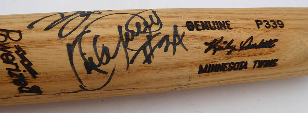 Kirby Puckett Autographed P339 Game Model Louisville Slugger Bat Minnesota Twins "Best Wishes" Beckett BAS QR #AE85542 - Image 2