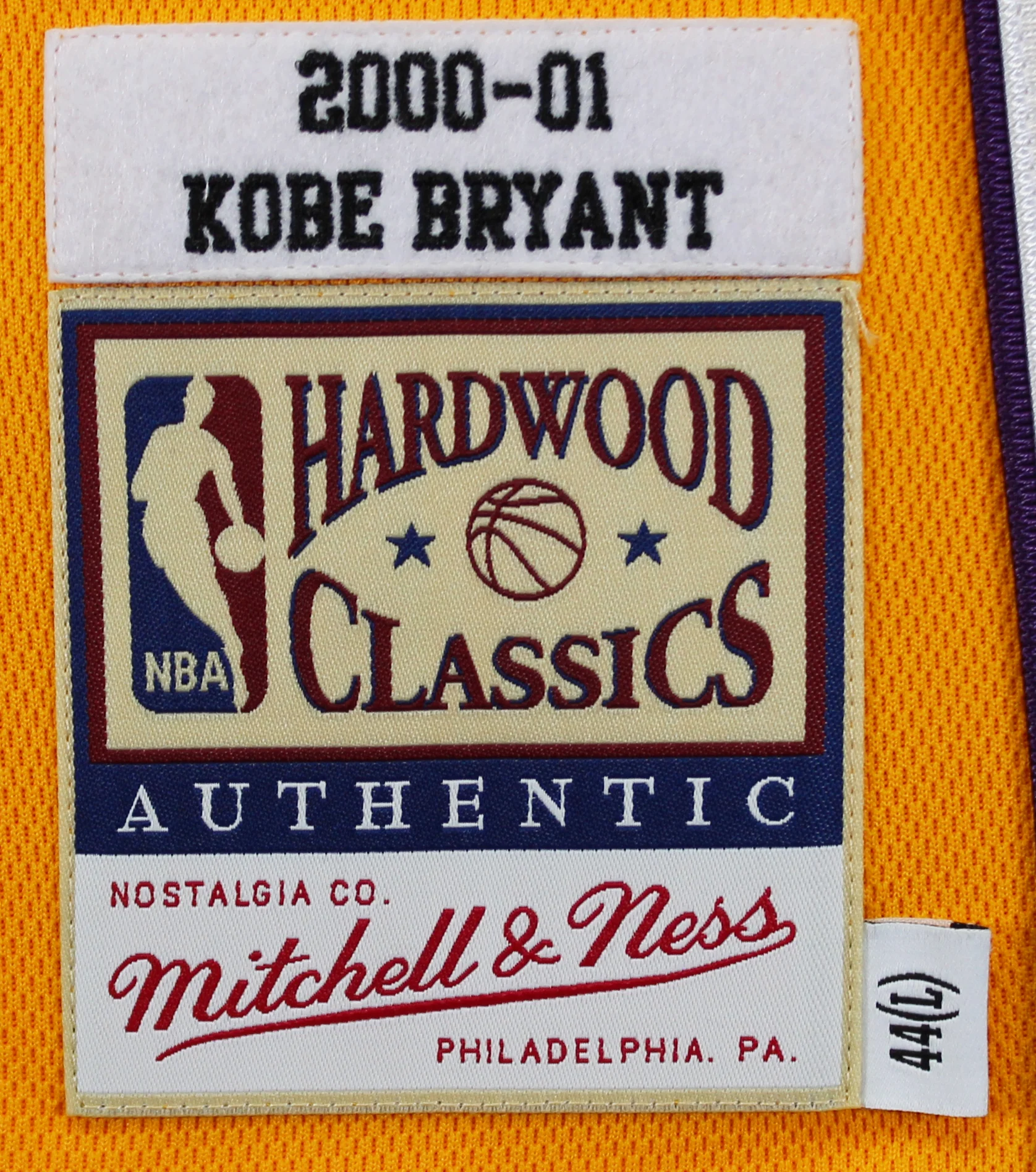 Lakers Kobe Bryant Signed Yellow M&N 2000-01 HWC Authentic Framed Jersey PSA/DNA - Image 8