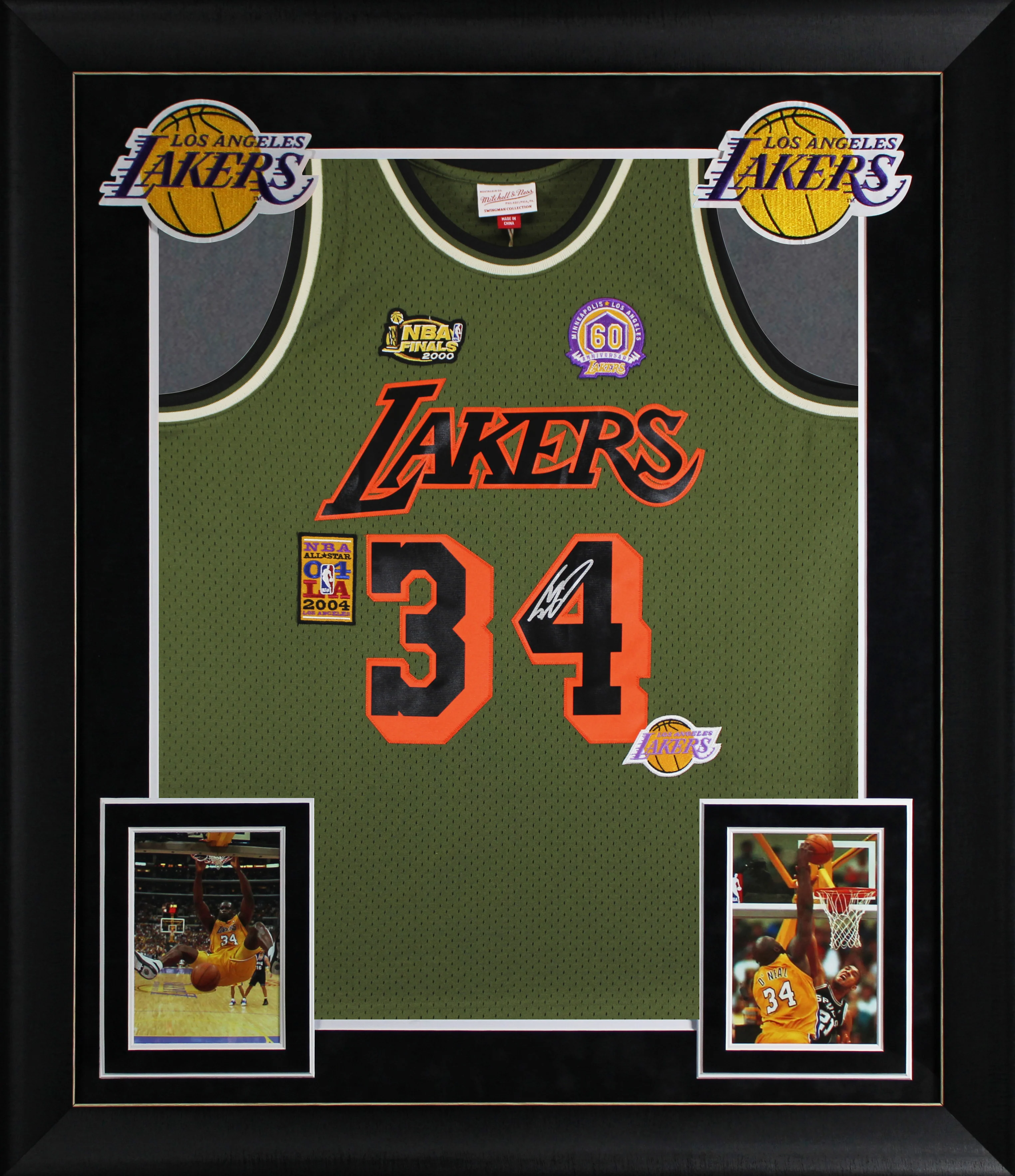 Lakers Shaquille O'Neal Signed Green M&N 96-97 HWC Swingman Framed Jersey BAS W - Image 2