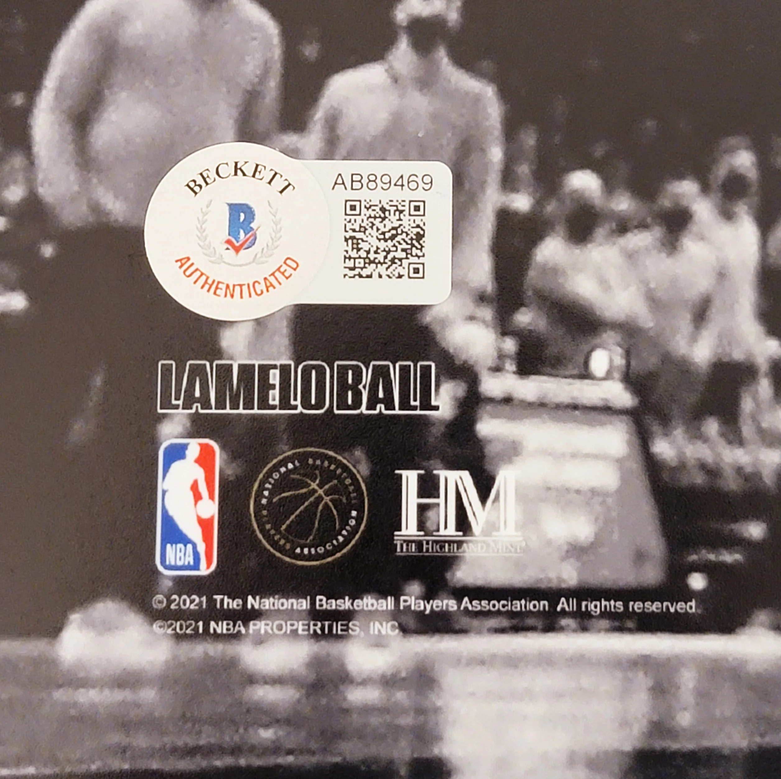 LaMelo Ball Autographed 16x20 Photo Charlotte Hornets Beckett BAS QR Stock #209477 - Image 3