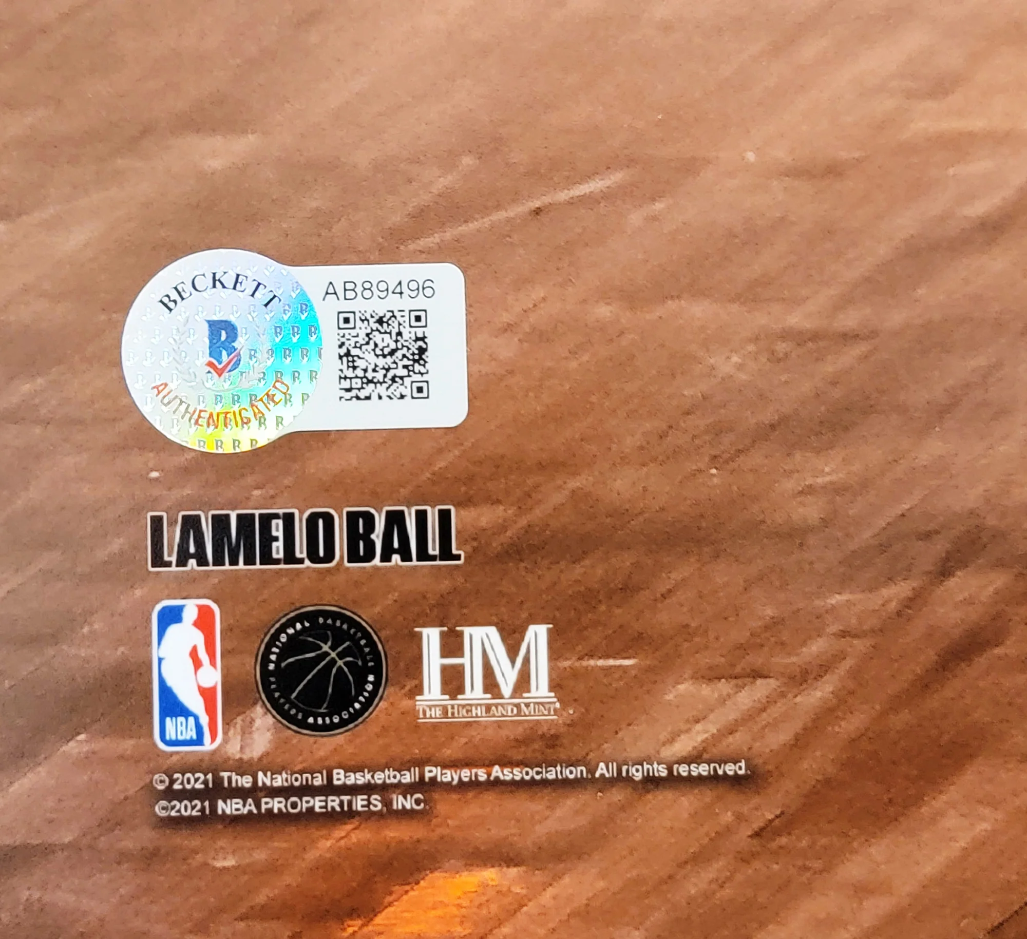 LaMelo Ball Autographed Framed 16x20 Photo New Orleans Pelicans Beckett BAS Stock #210964 - Image 4