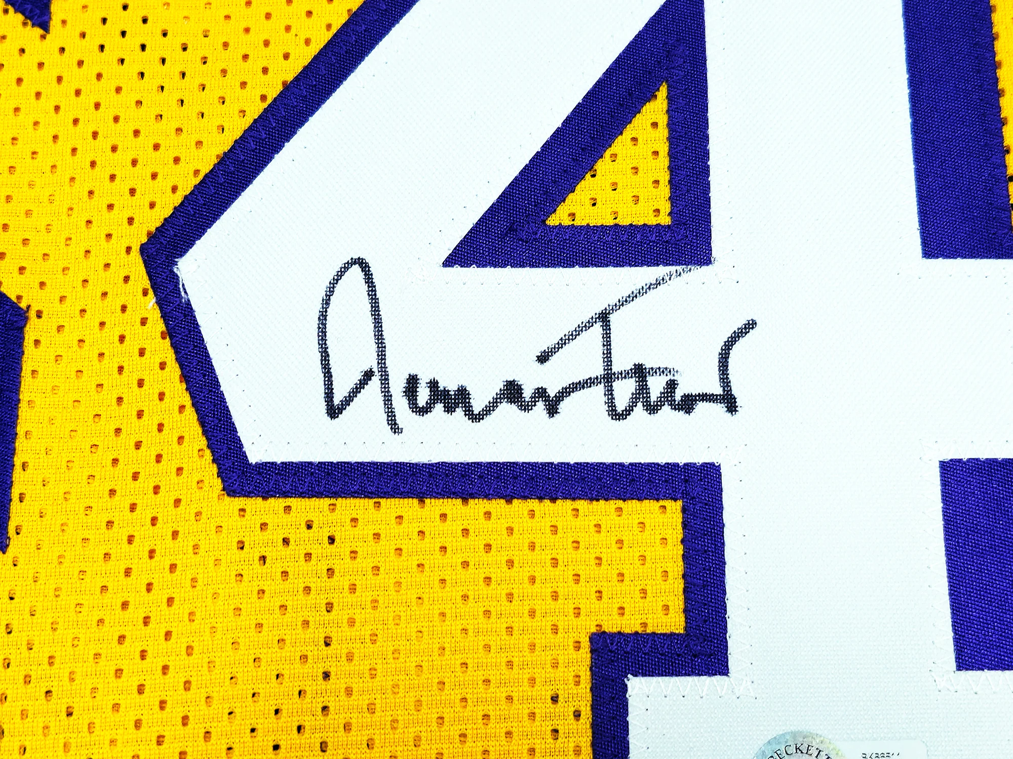 Los Angeles Lakers Jerry West Autographed Yellow Jersey Beckett BAS QR Stock #221334 - Image 4