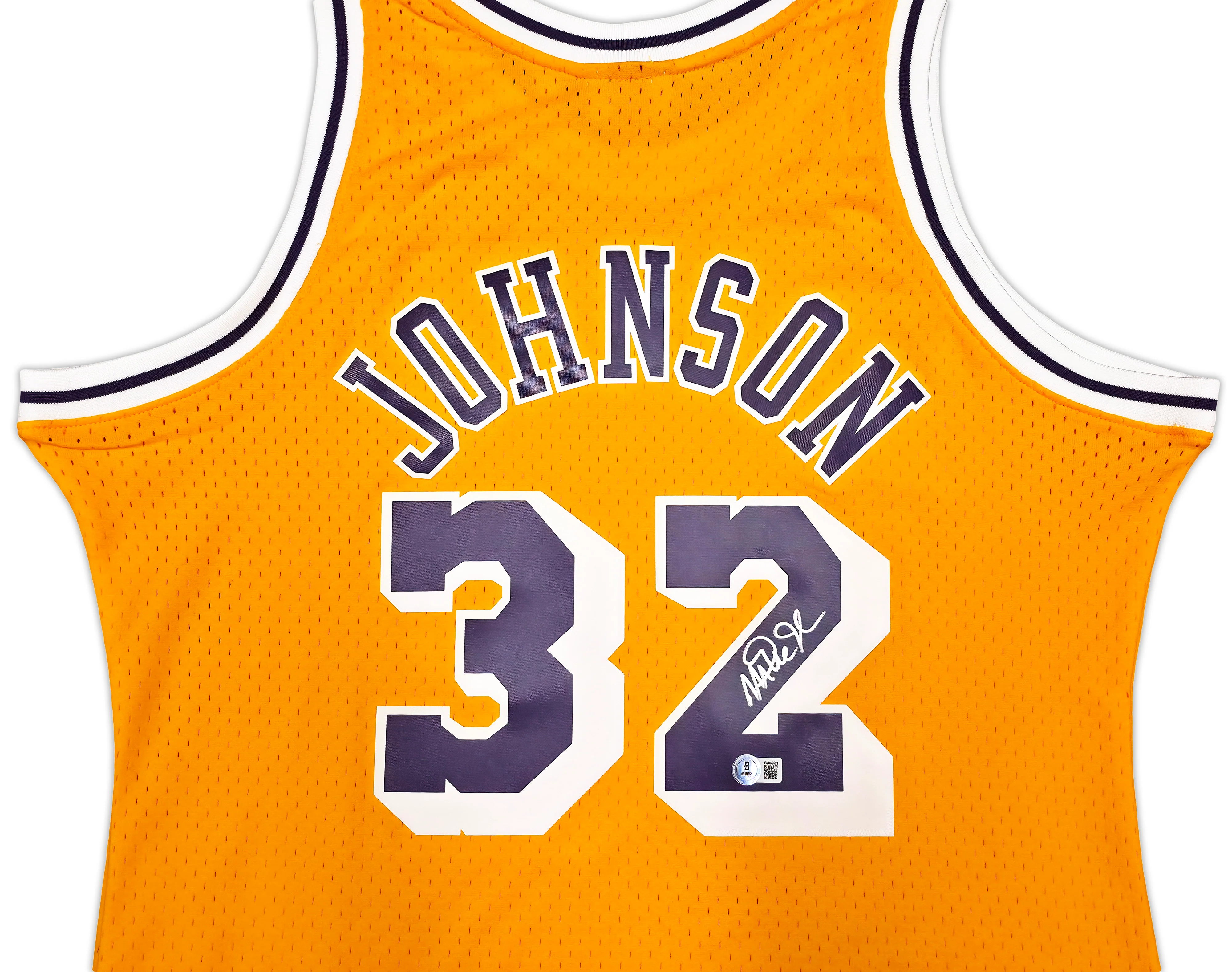 Los Angeles Lakers Magic Johnson Autographed Yellow Authentic Mitchell & Ness 1984-85 Hardwood Classic Swingman Jersey Size XL Beckett BAS Witness Stock #256710 - Image 3