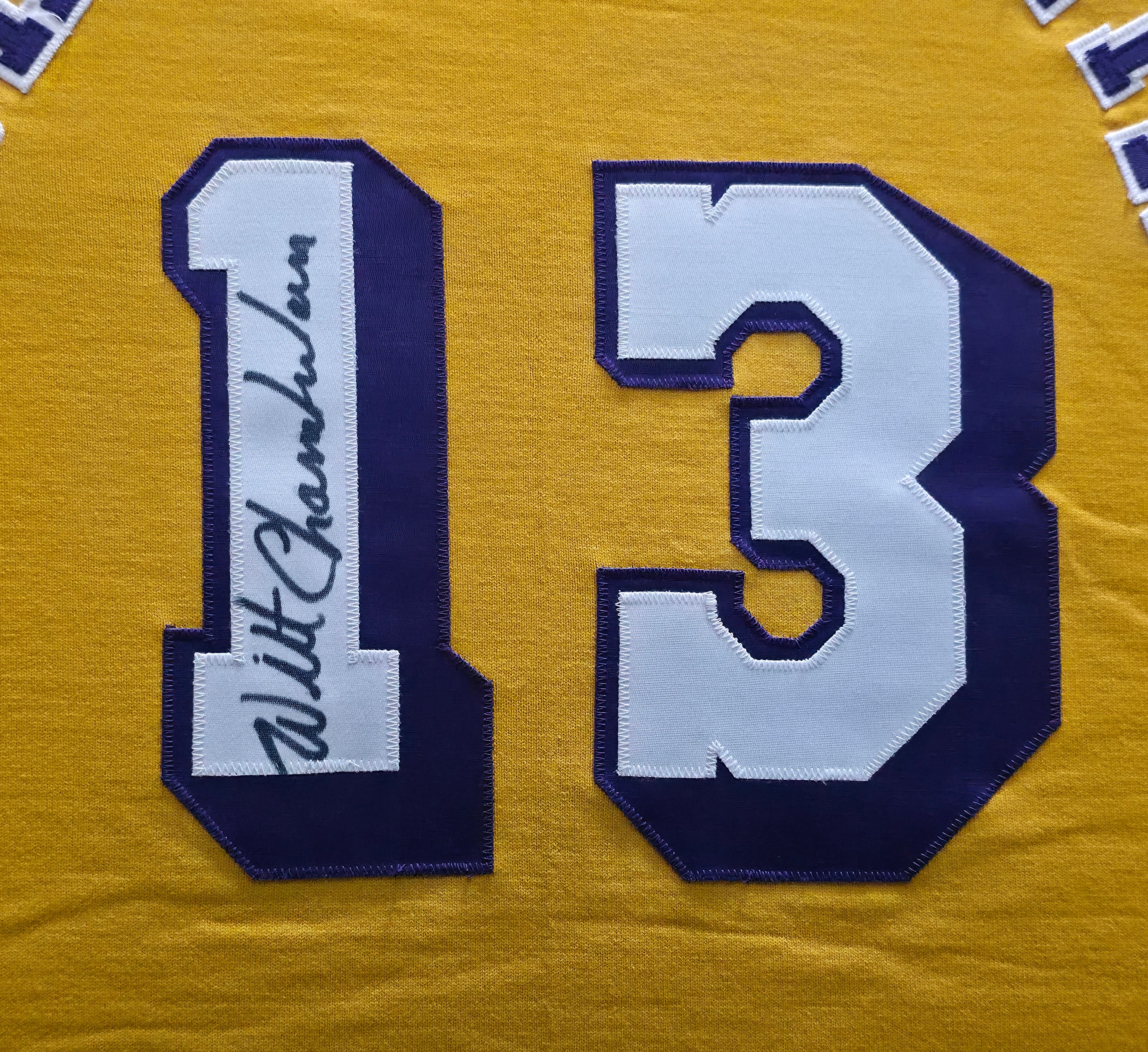 Los Angeles Lakers Wilt Chamberlain Autographed Framed Gold Jersey JSA #ZZ42005 - Image 3