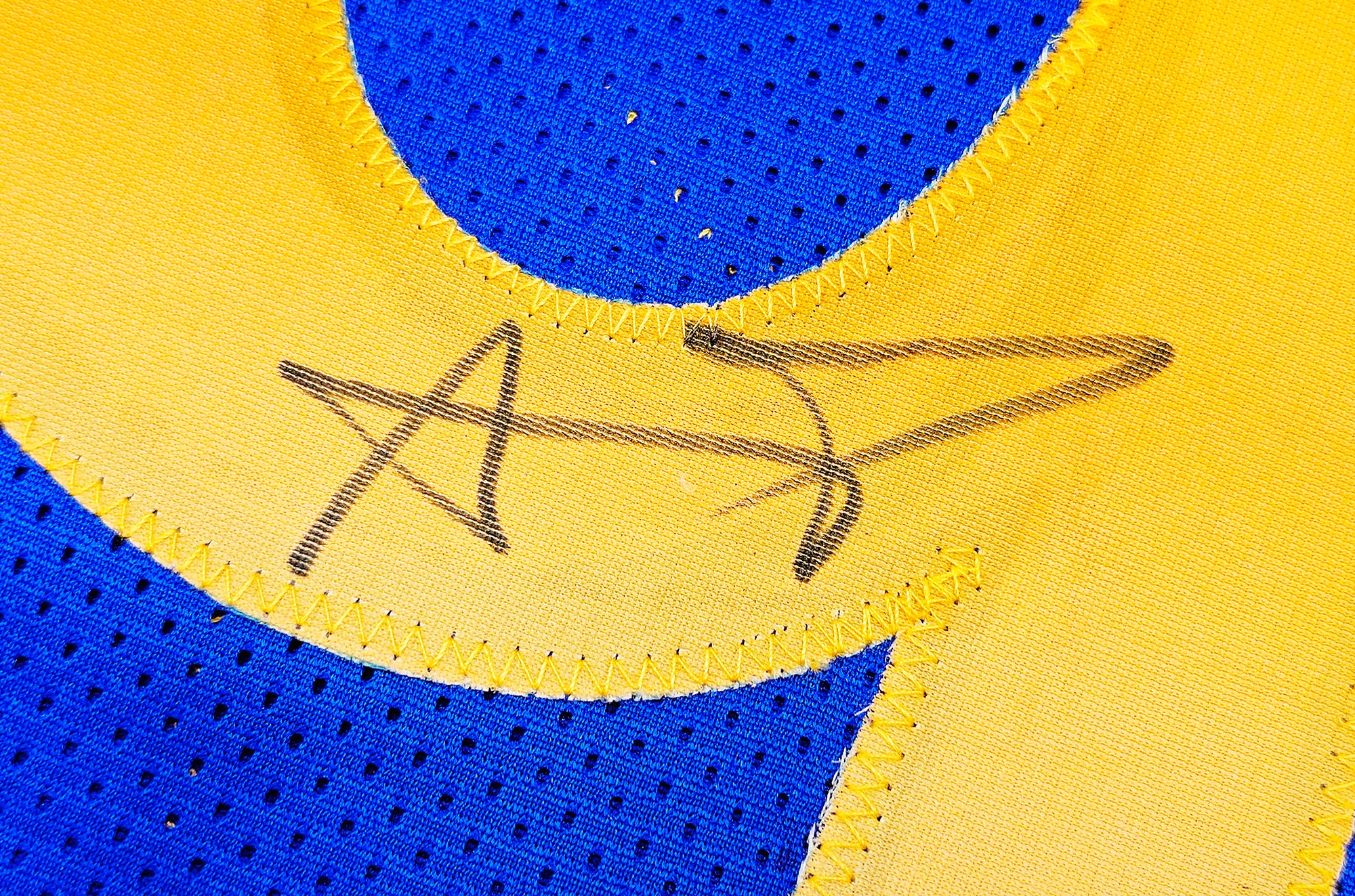 Los Angeles Rams Aaron Donald Autographed Blue Jersey Beckett BAS Witness Stock #224834 - Image 4