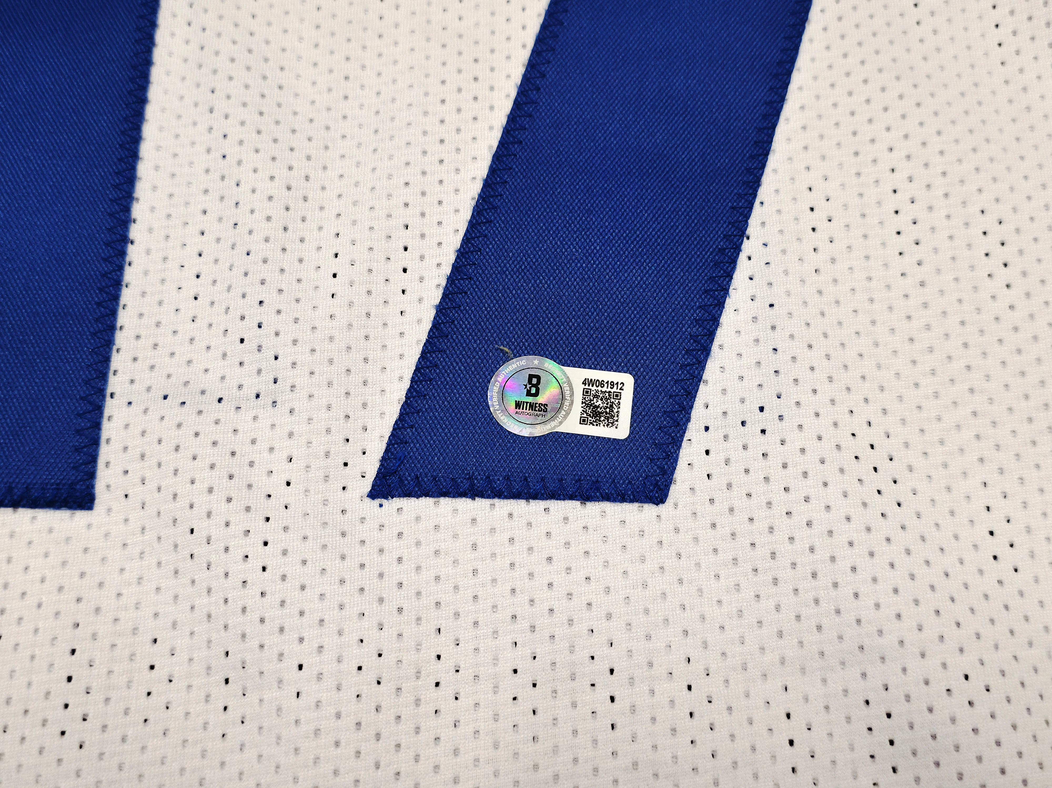 Los Angeles Rams Davante Adams Autographed White Jersey Beckett BAS Witness Stock #257217 - Image 5