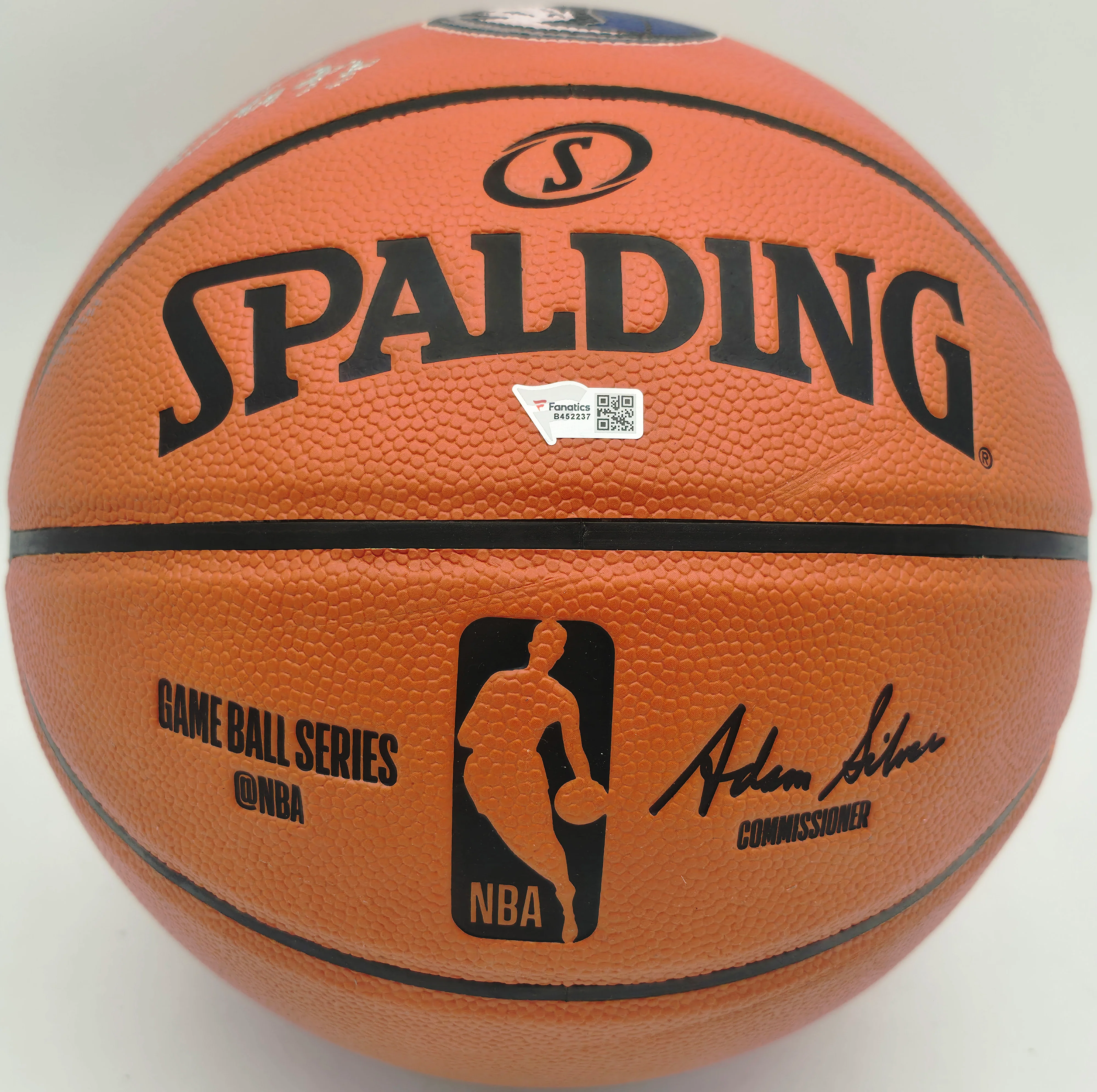Luka Doncic Autographed Official Game Ball Series Basketball Dallas Mavericks Logo (Indent) Fanatics Holo #B452237 - Image 3
