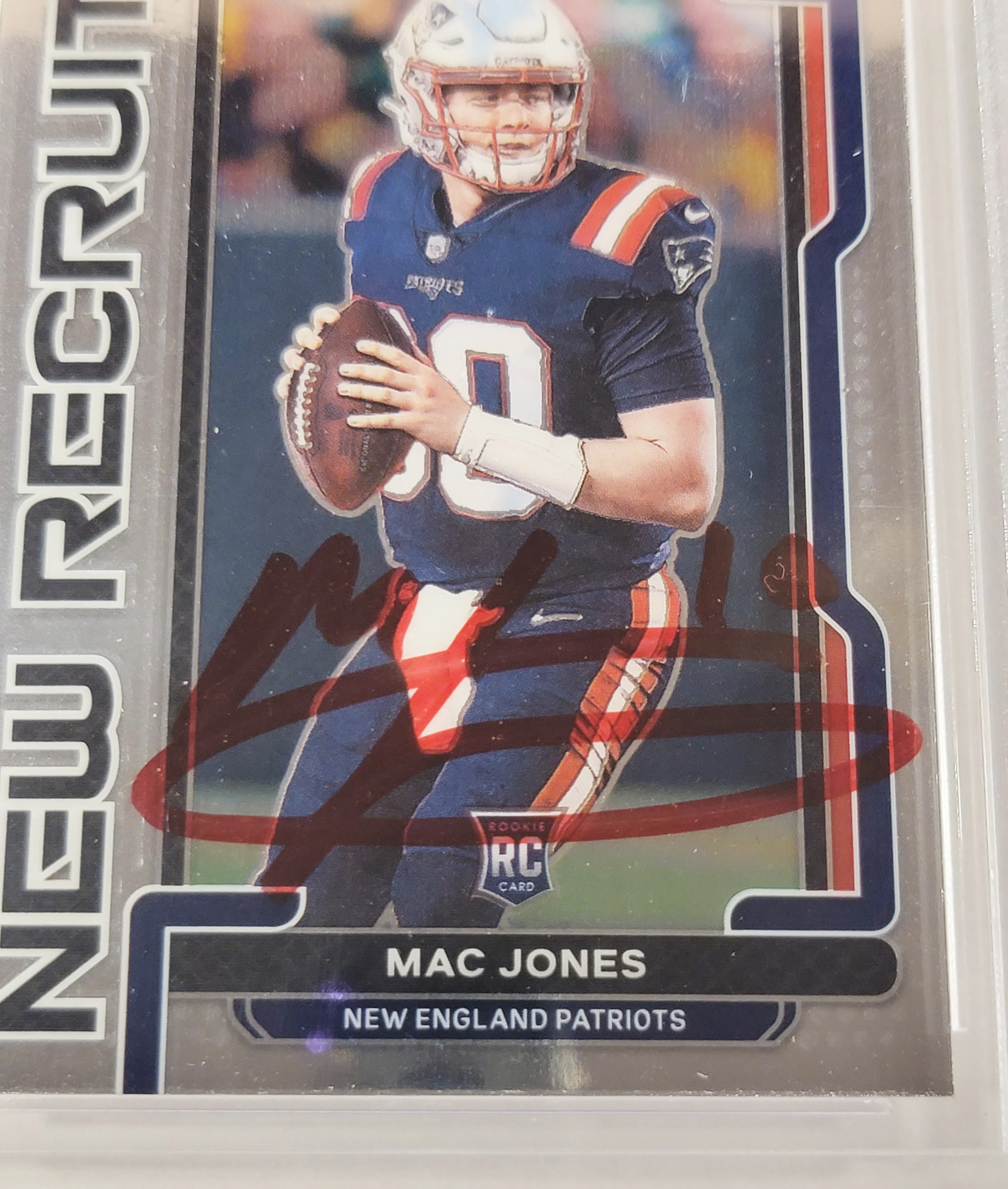 Mac Jones Autographed 2021 Panini Prizm New Recruits Rookie Card #NR-5 New England Patriots Beckett BAS #14860960 - Image 3