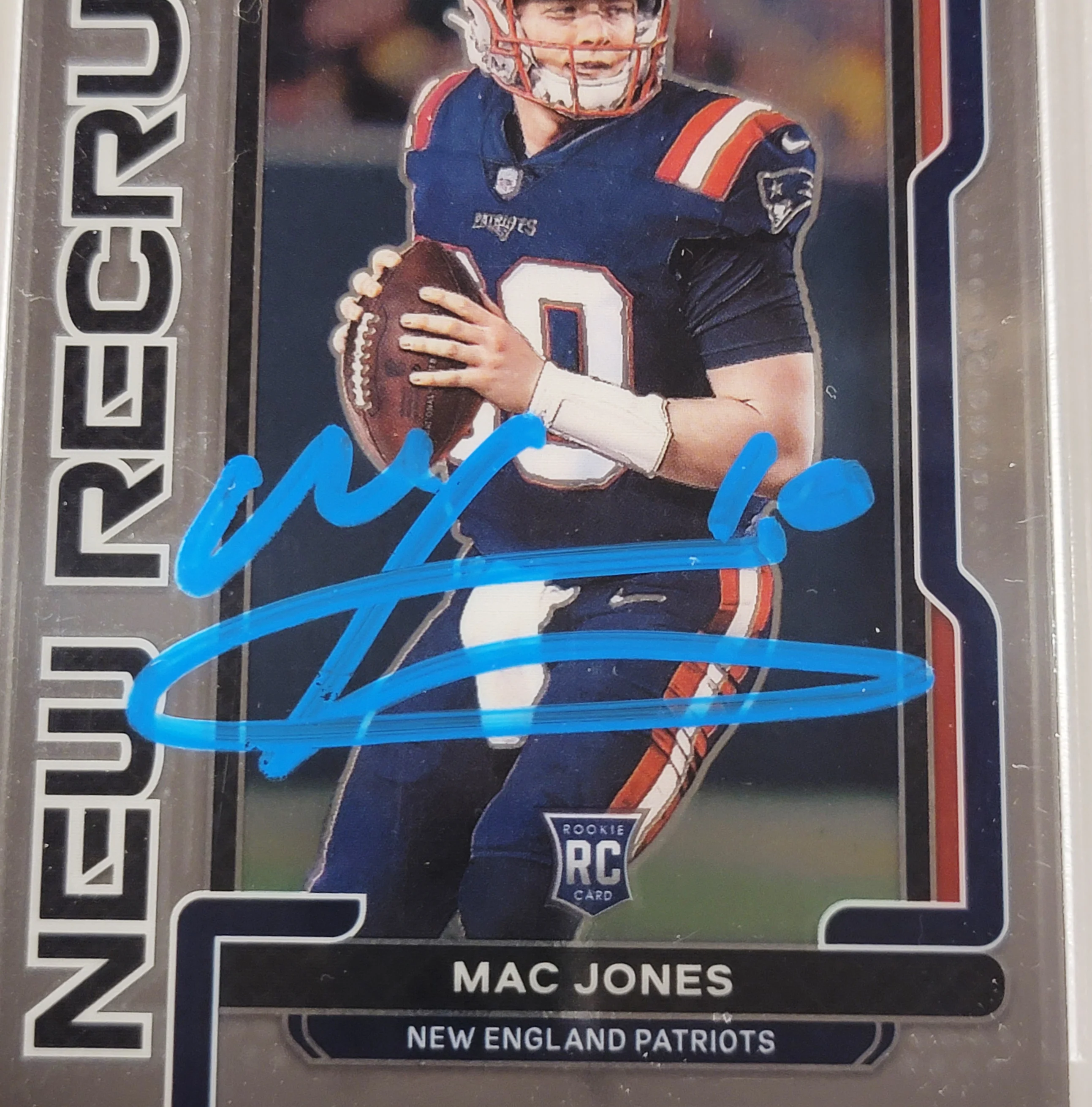 Mac Jones Autographed 2021 Panini Prizm New Recruits Rookie Card #NR-5 New England Patriots Beckett BAS #14860961 - Image 3