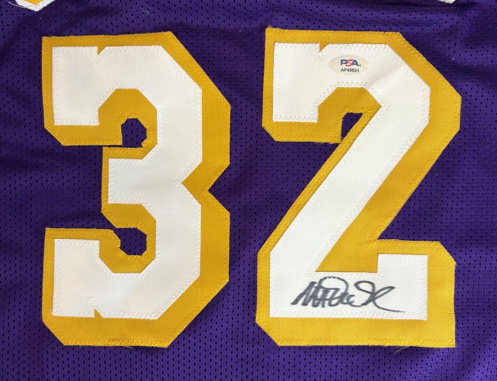 Magic Johnson Los Angeles Signed Purple Basketball Jersey PSA/DNA - Image 2