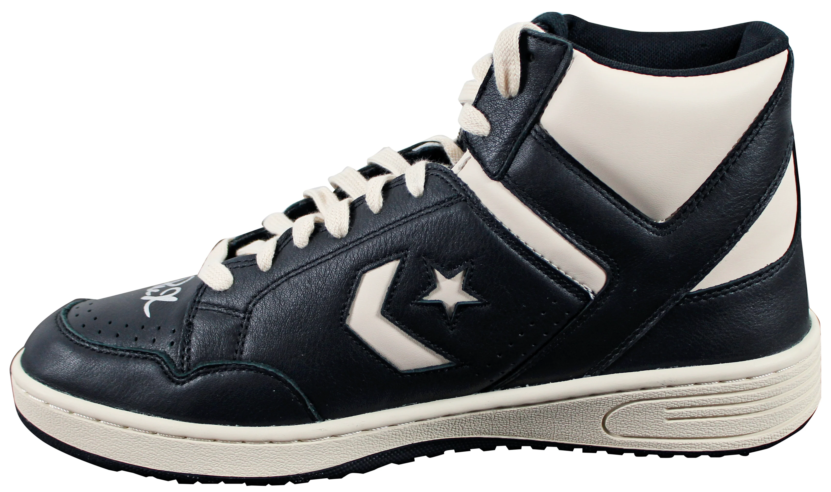 Magic Johnson Signed Right Black & White Converse Weapon Shoe W/ Case BAS Wit 1 - Image 6