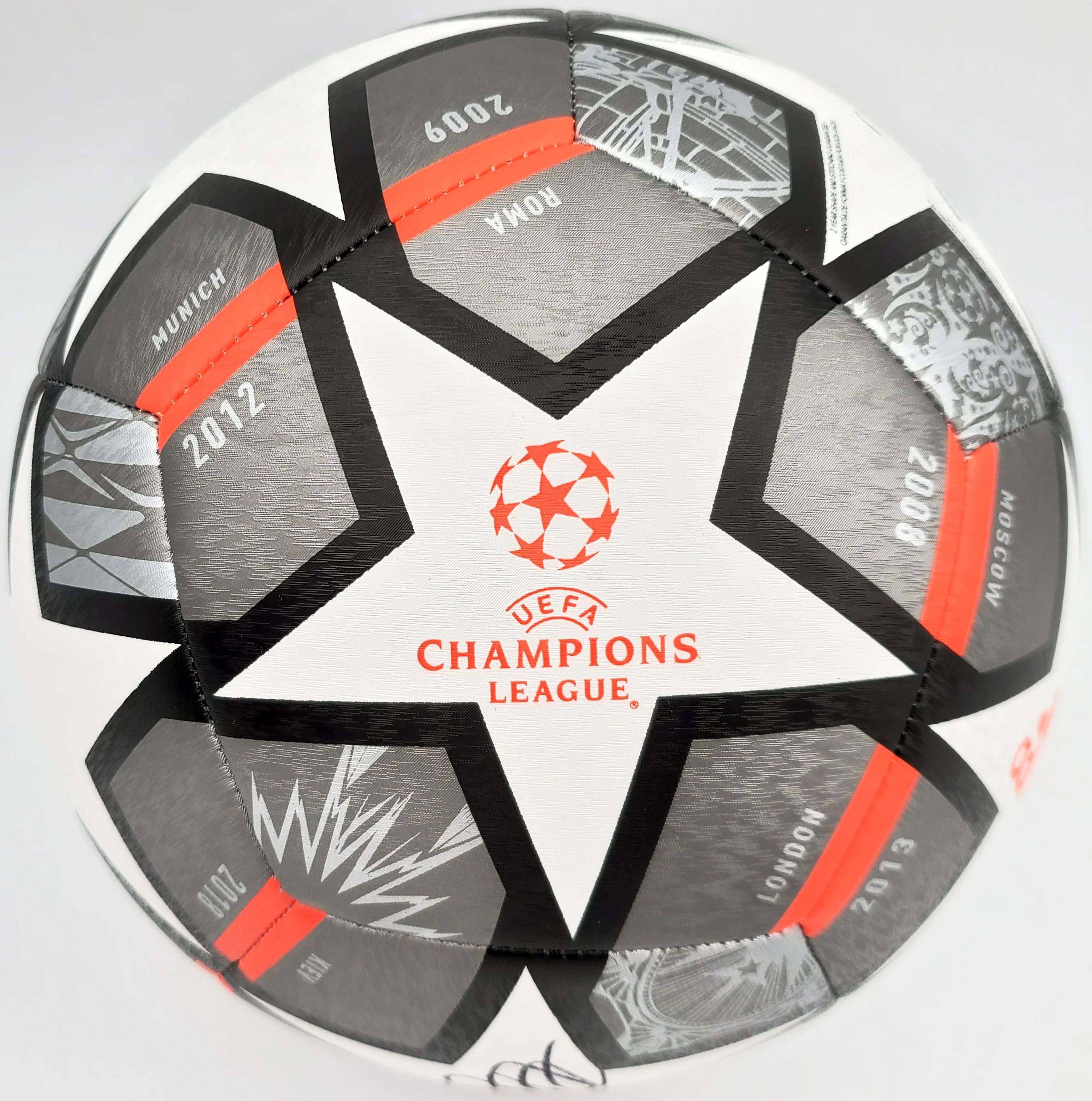 Mason Mount Autographed Adidas Soccer Ball Chelsea F.C. Beckett BAS Stock #196468 - Image 4