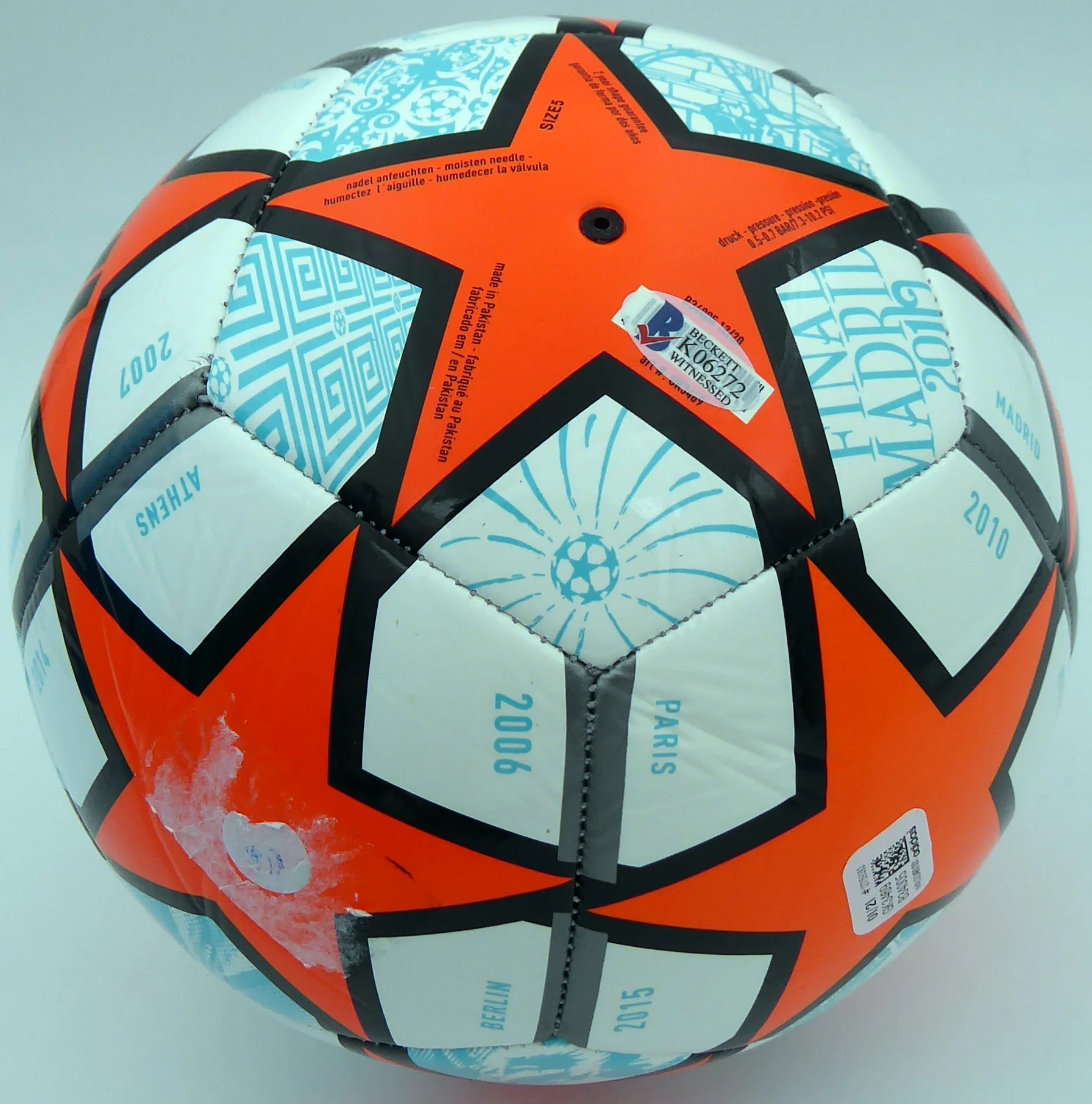 Mason Mount Autographed Adidas Soccer Ball Chelsea F.C. Beckett BAS Stock #196952 - Image 5