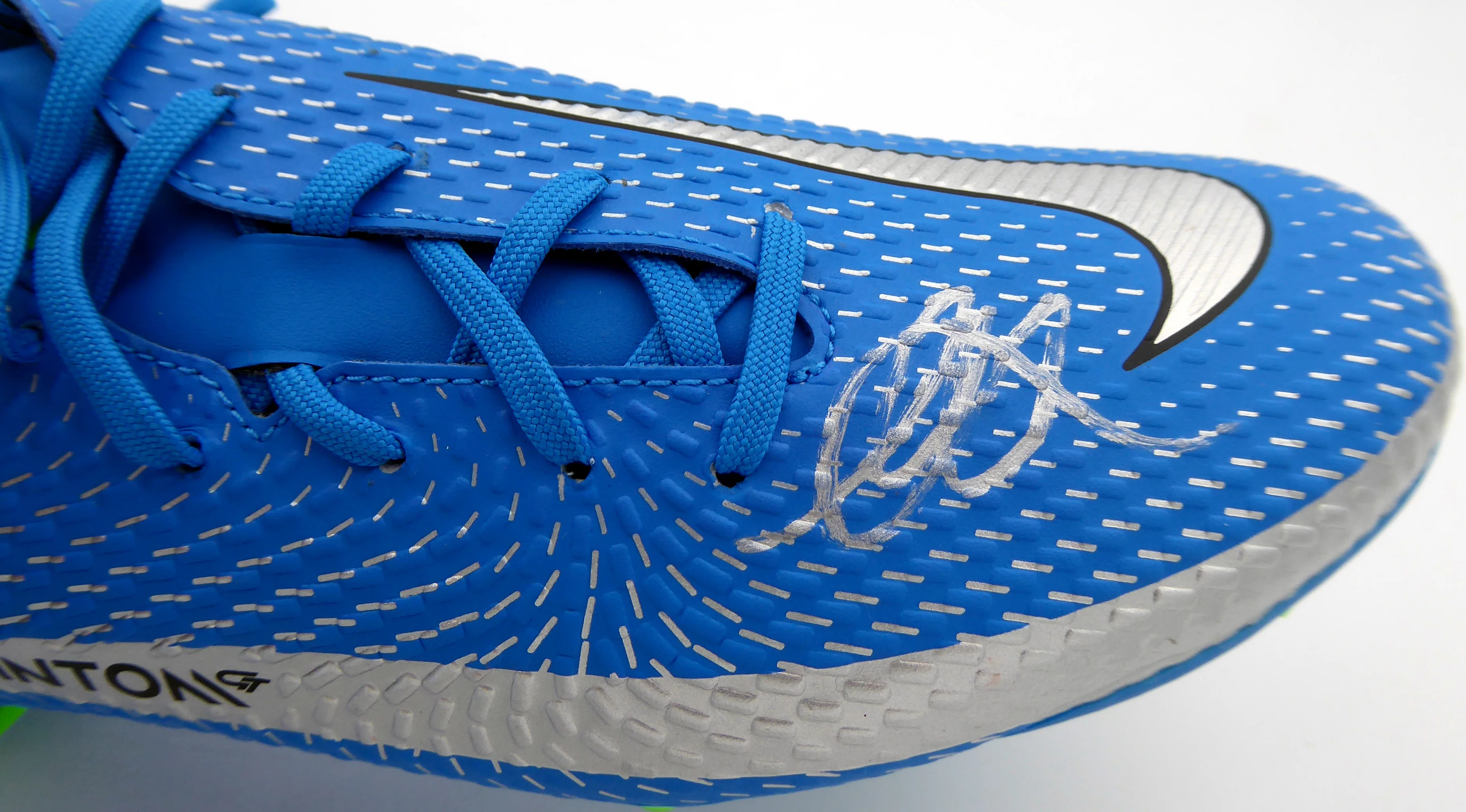 Mason Mount Autographed Blue Nike Phantom Cleat Shoe Chelsea F.C. Size 10.5 Beckett BAS #K06436 - Image 2