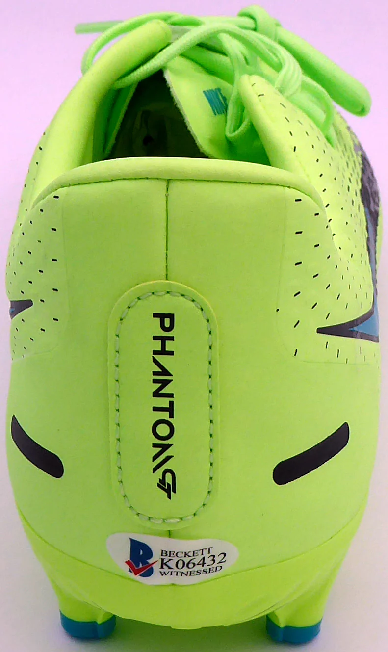 Mason Mount Autographed Green Nike Phantom Cleat Shoe Chelsea F.C. Size 10.5 Beckett BAS #K06432 - Image 5