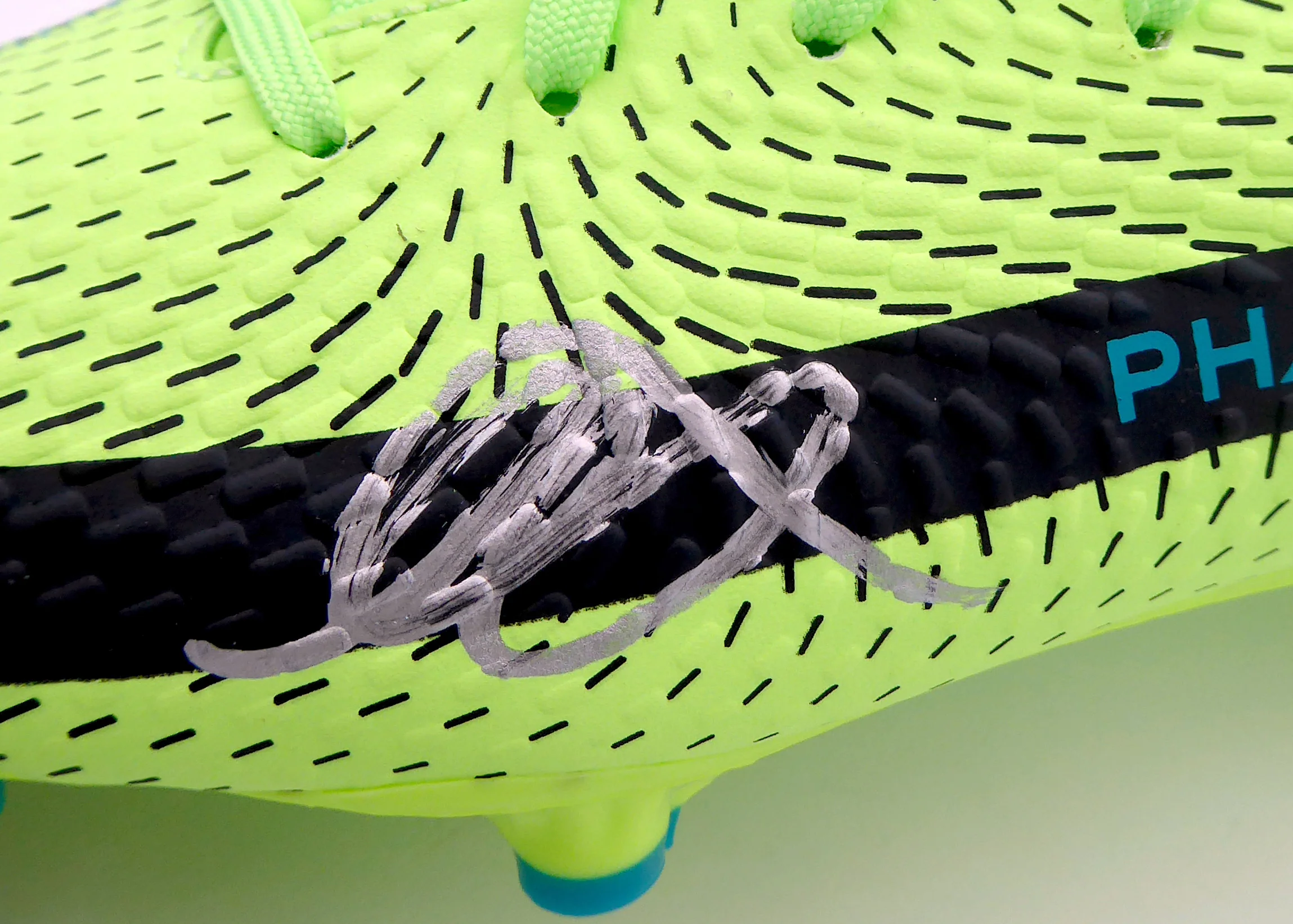 Mason Mount Autographed Green Nike Phantom Cleat Shoe Chelsea F.C. Size 10 Beckett BAS #K06326 - Image 2