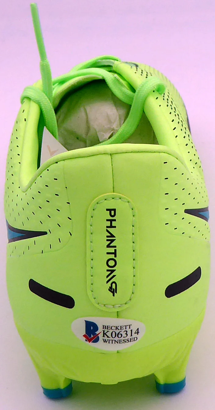 Mason Mount Autographed Green Nike Phantom Cleat Shoe Chelsea F.C. Size 8.5 Beckett BAS #K06314 - Image 5