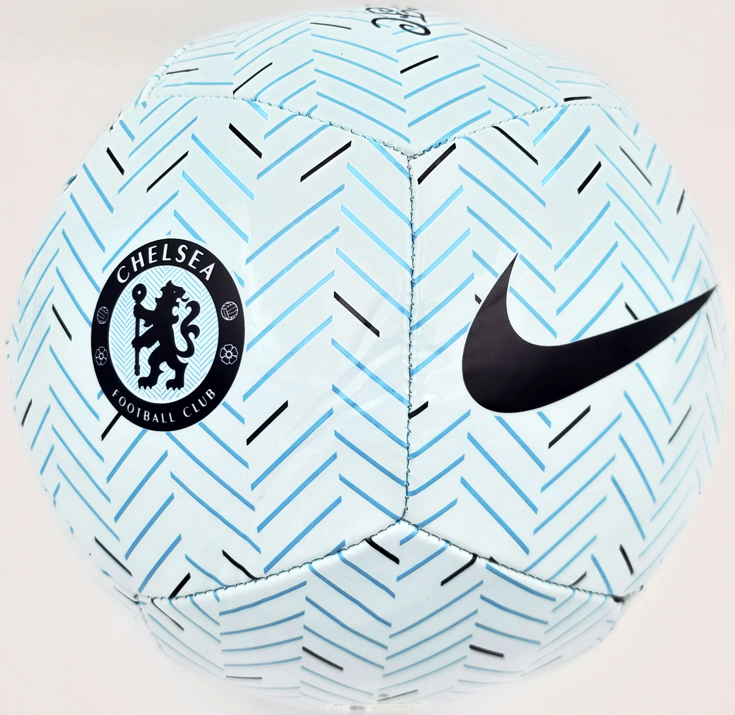 Mason Mount Autographed Nike Soccer Ball Chelsea F.C. Beckett BAS Stock #196470 - Image 4