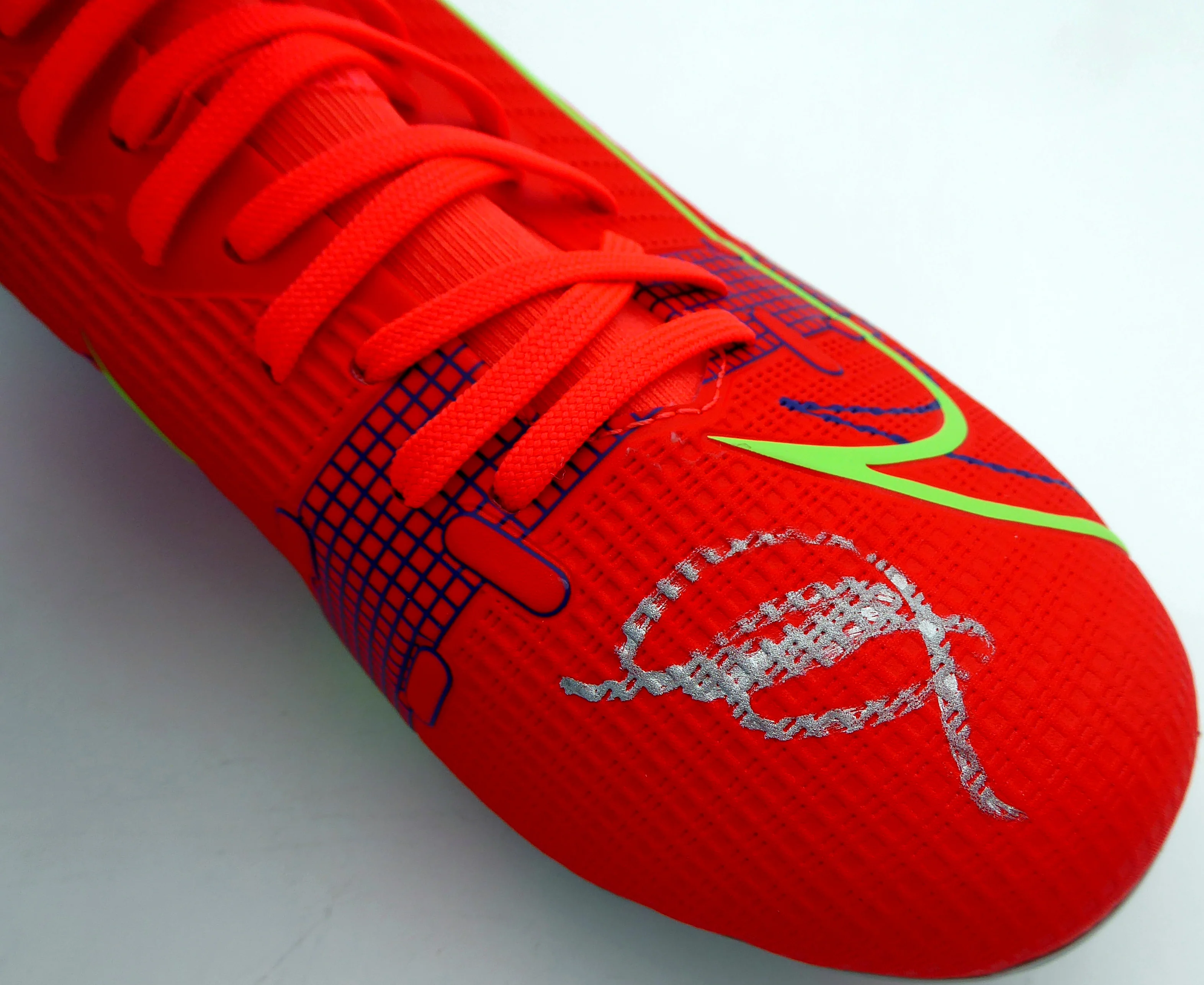 Mason Mount Autographed Orange Nike Mercurial Cleat Shoe Chelsea F.C. Size 9 Beckett BAS #K06451 - Image 2