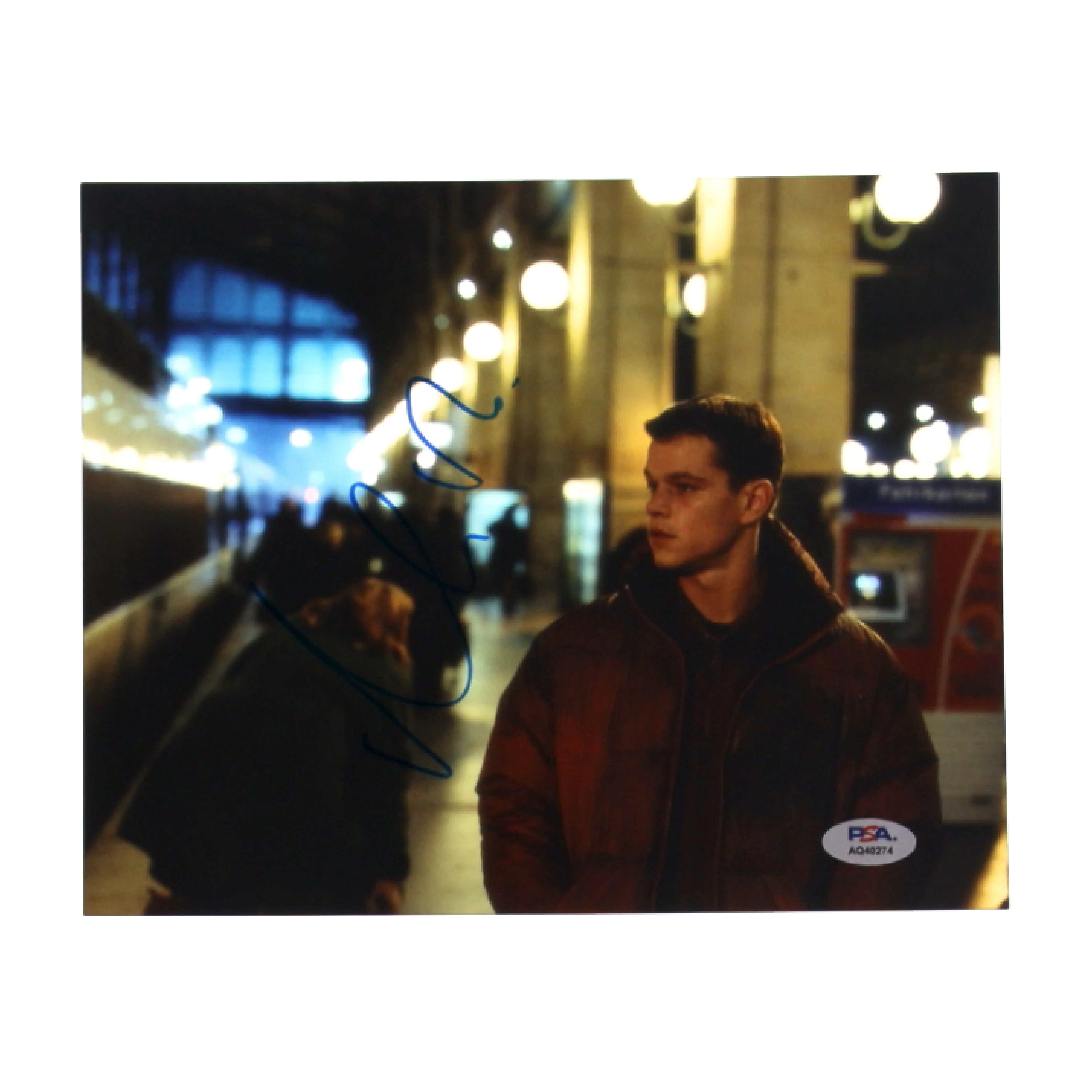 Matt Damon Signed "The Bourne Identity" 8x10 Photo - PSA