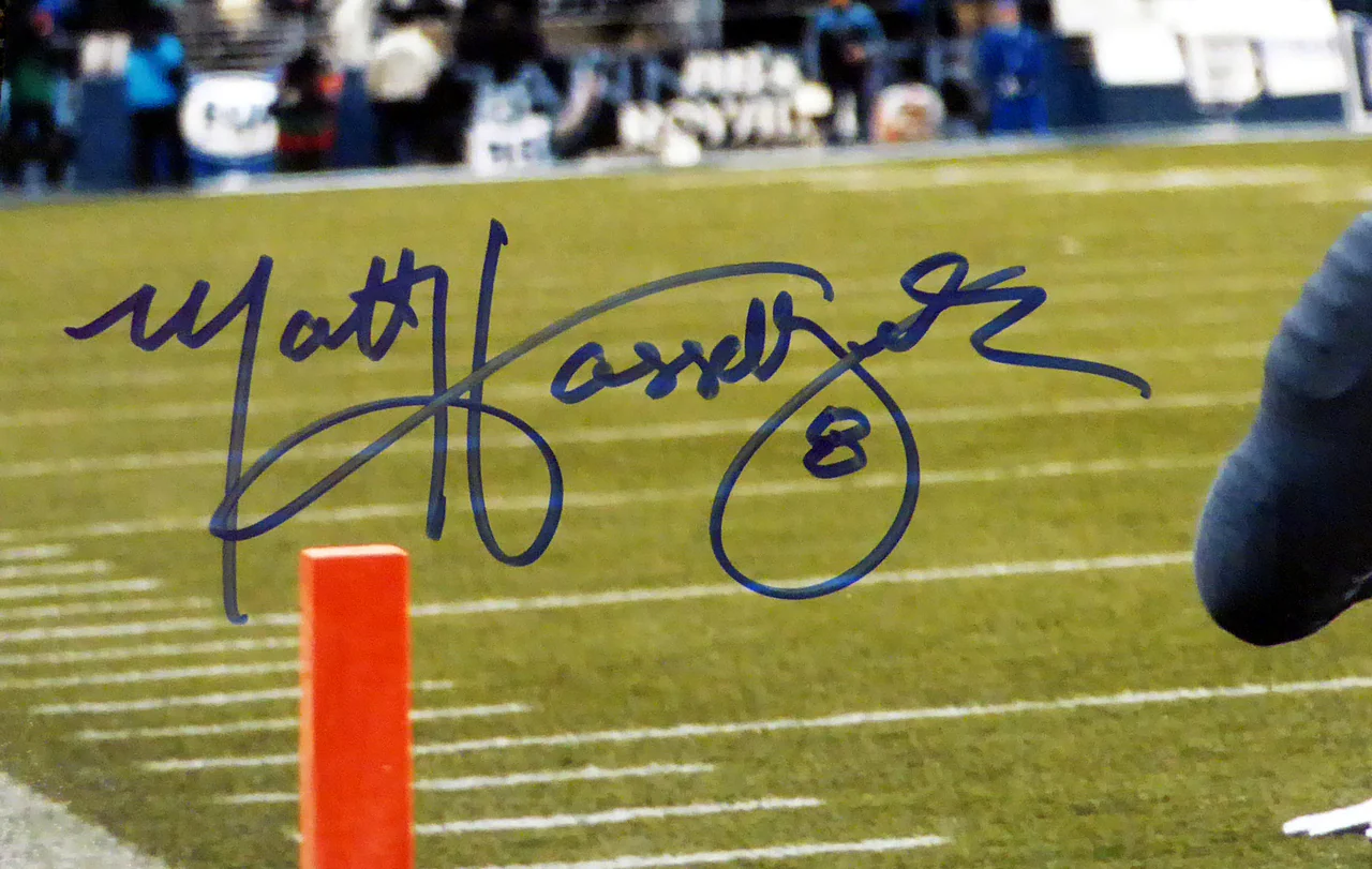 Matt Hasselbeck Autographed Seattle Seahawks 16x20 Photo MCS Holo Stock #111400 - Image 2