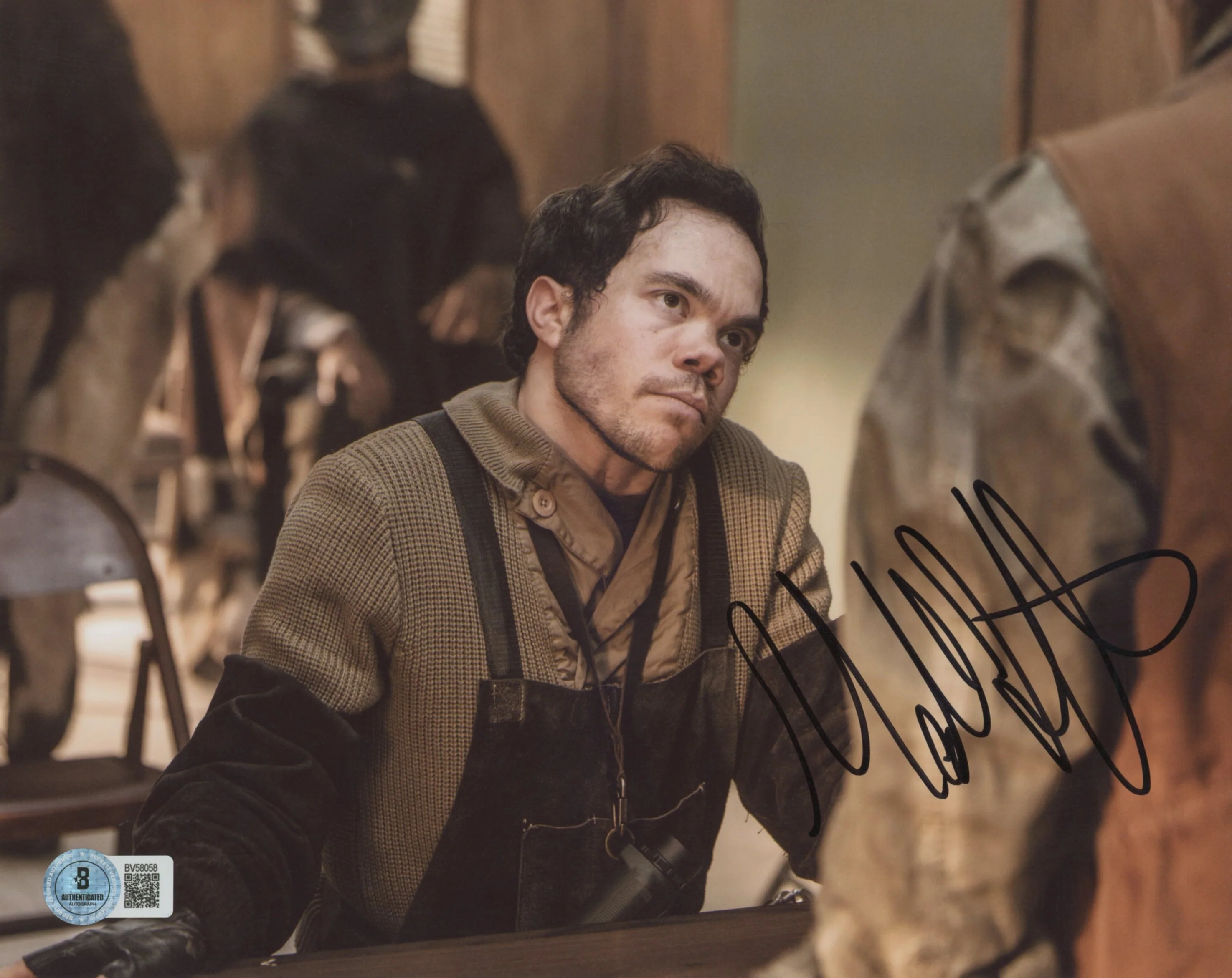 Matthew Jeffers The Walking Dead: TOWL Authentic Signed 8x10 Photo BAS #BV58058