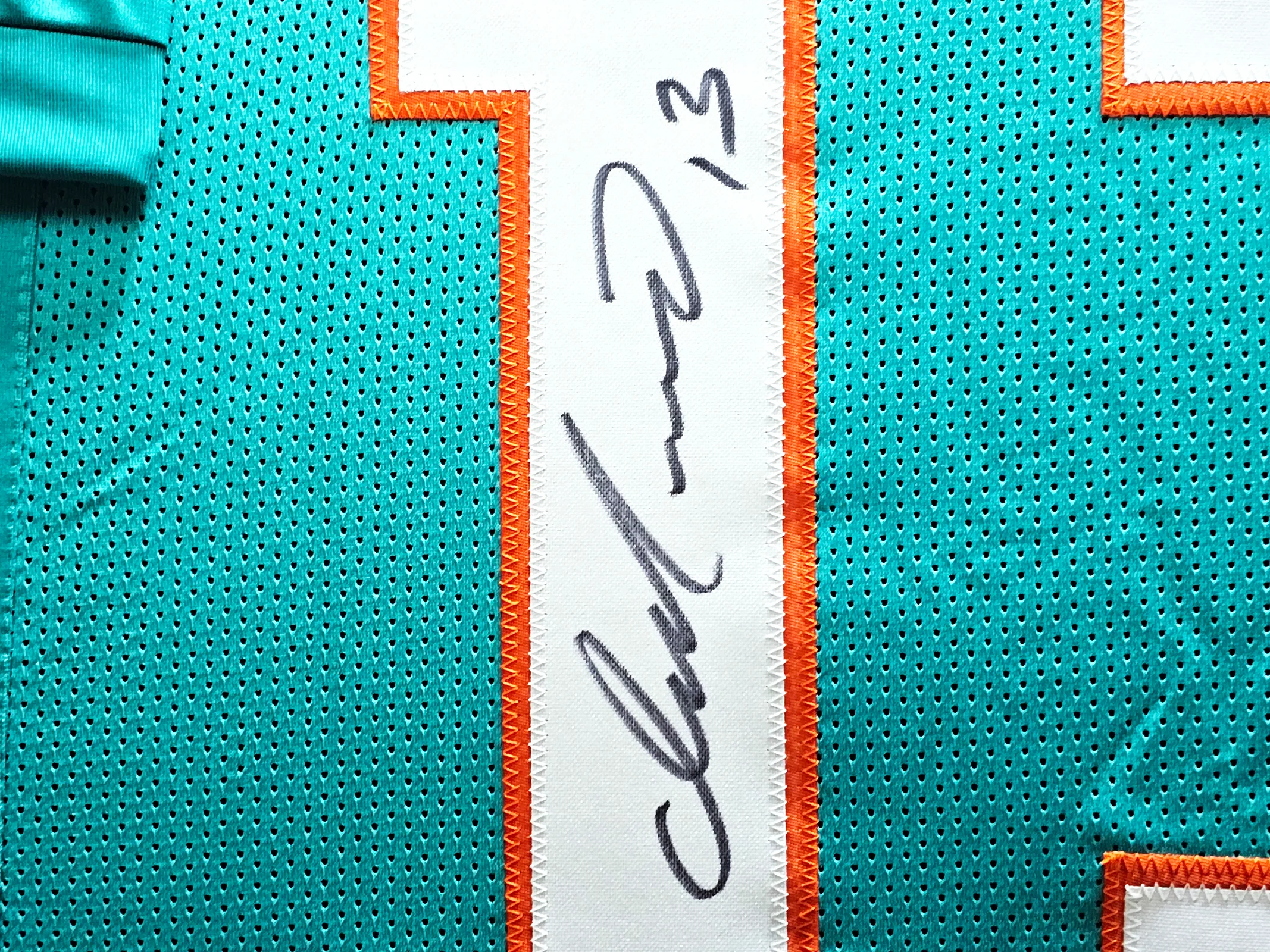 Miami Dolphins Dan Marino Autographed Framed Teal Jersey Beckett BAS Stock #230180 - Image 3