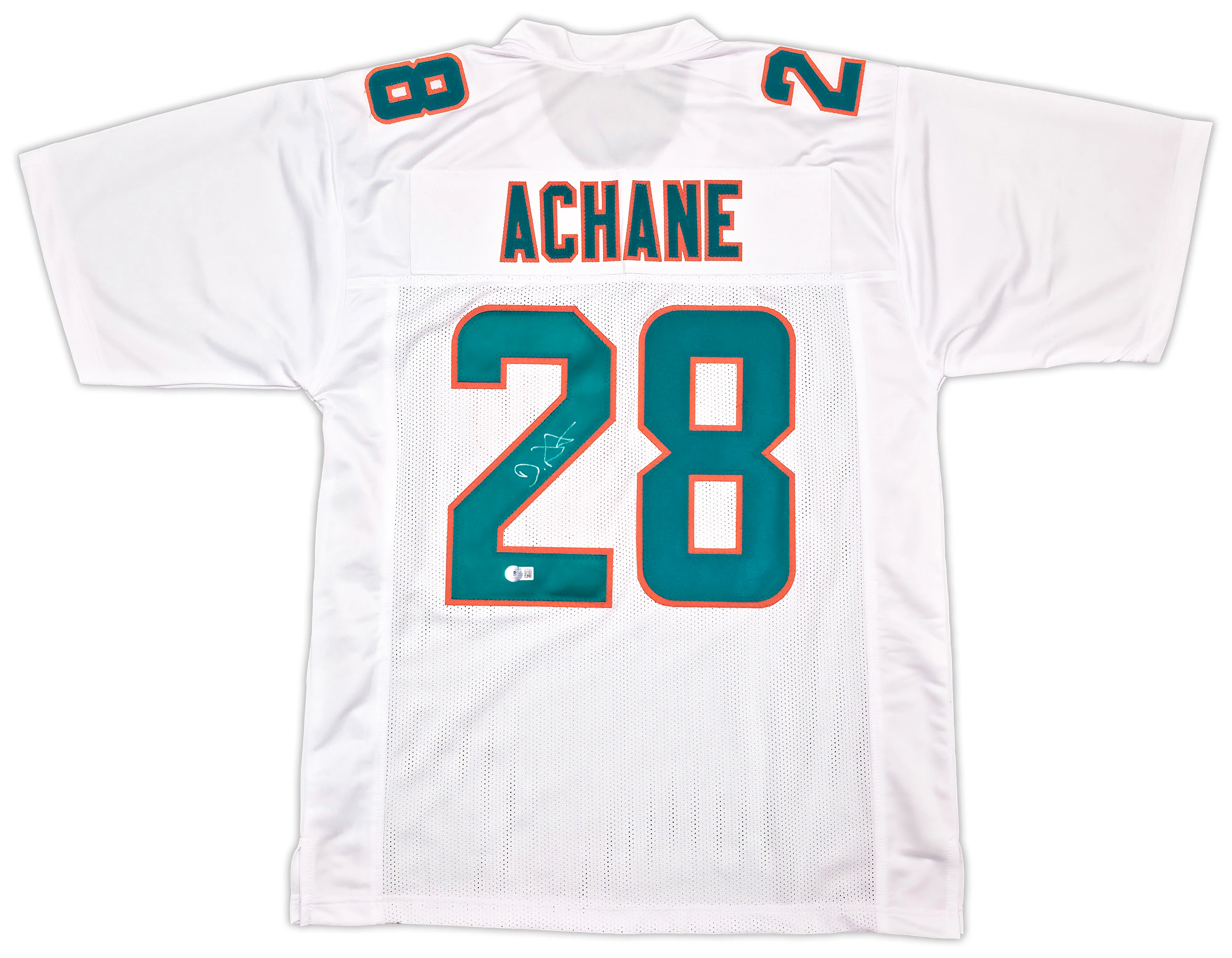 Miami Dolphins De'Von Achane Autographed White Jersey Beckett BAS Witness Stock #256916 - Image 2