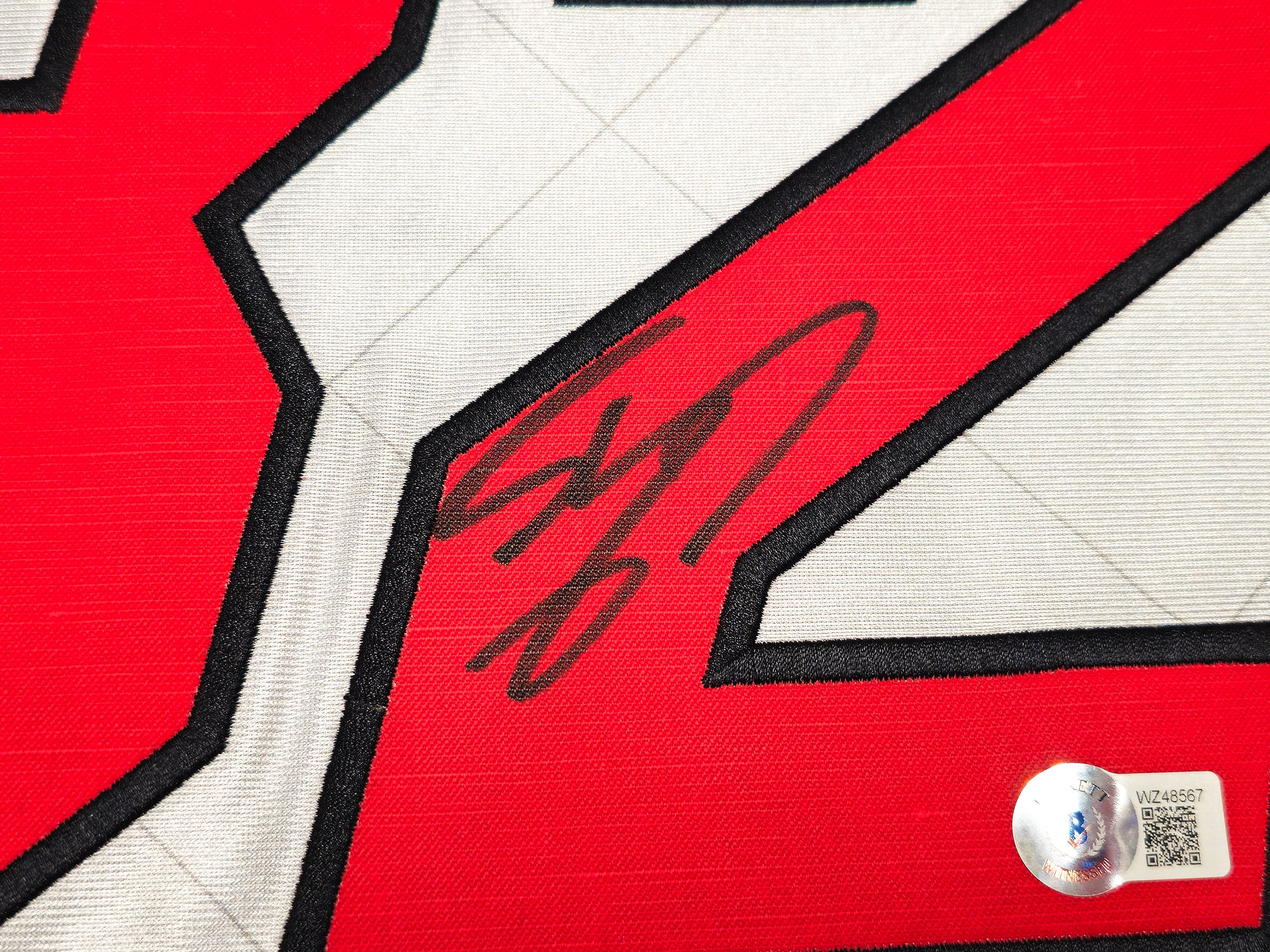 Miami Heat Shaquille Shaq O'Neal Autographed Silver Authentic Mitchell & Ness 2005-06 HWC Swingman NBA 75th Anniversary Platinum Jersey Size L Beckett BAS Witness Stock #235524 - Image 4