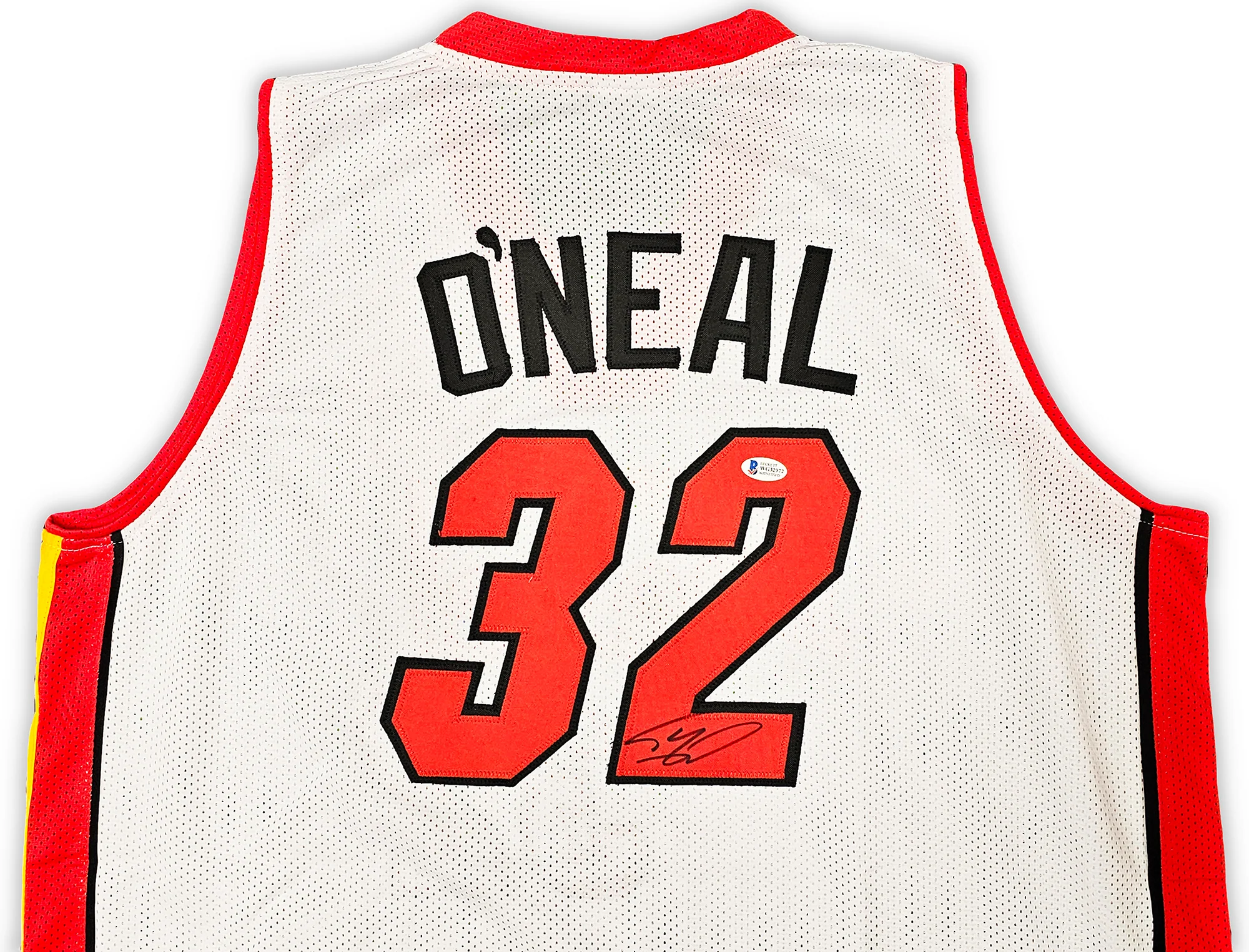 Miami Heat Shaquille Shaq O'Neal Autographed White Jersey Beckett BAS Witness Stock #215720 - Image 3