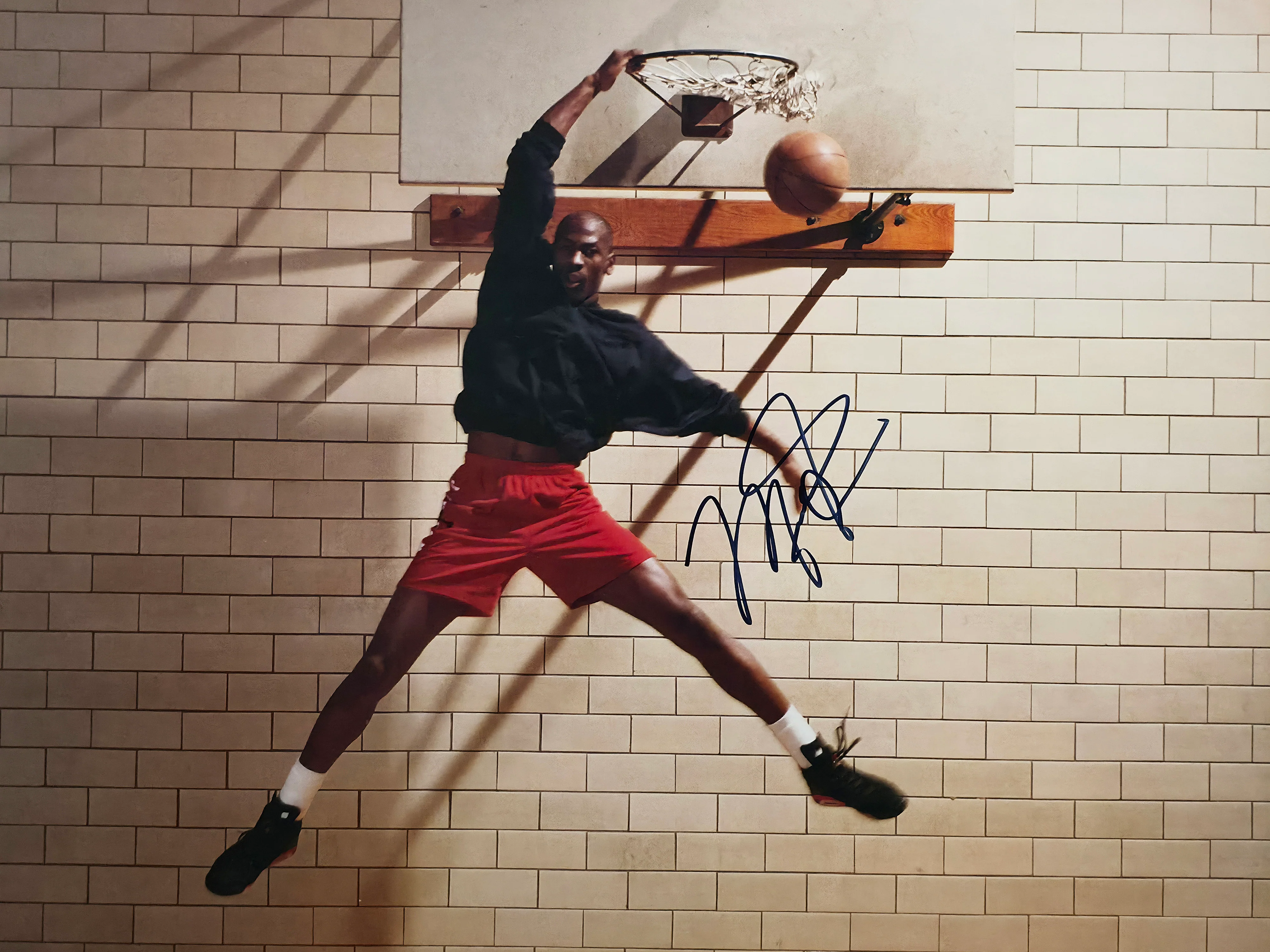 Michael Jordan Autographed Framed Nike Air Dunking 24x24 Poster Photo Chicago Bulls Beckett BAS #AE16681 - Image 3